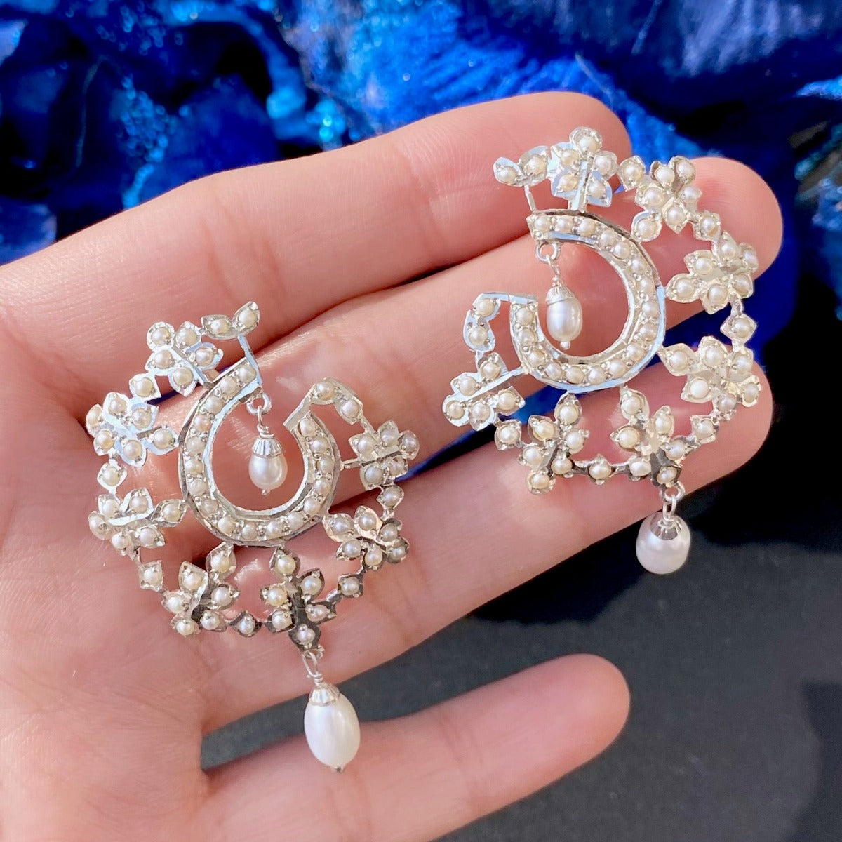 Anushka Sharma Rose Gold Peacock Earrings – GIVA Jewellery