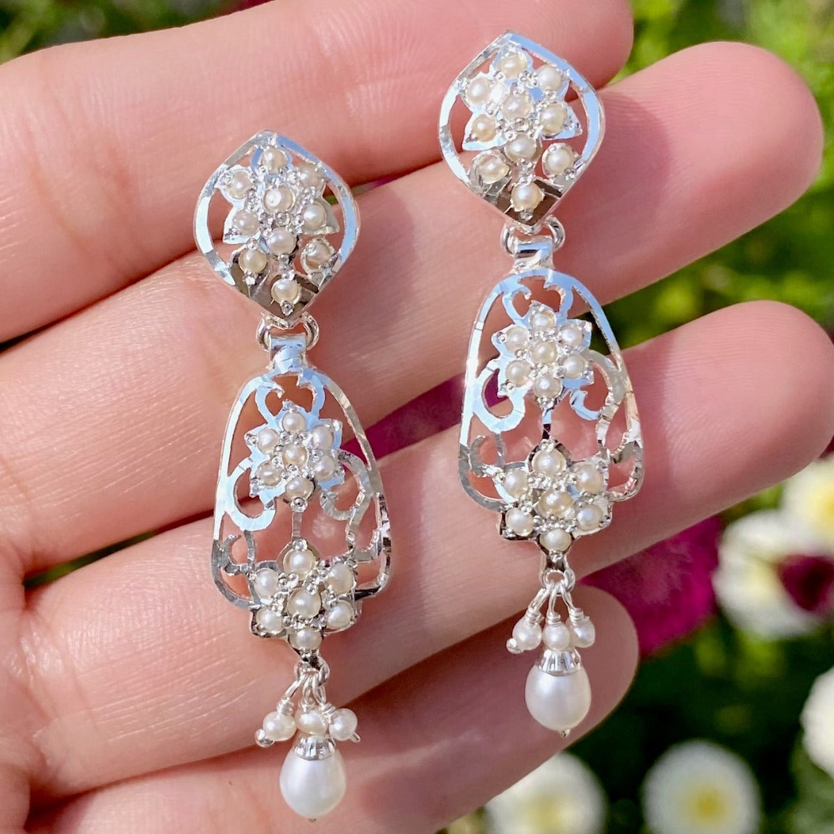 dainty pearl earrings