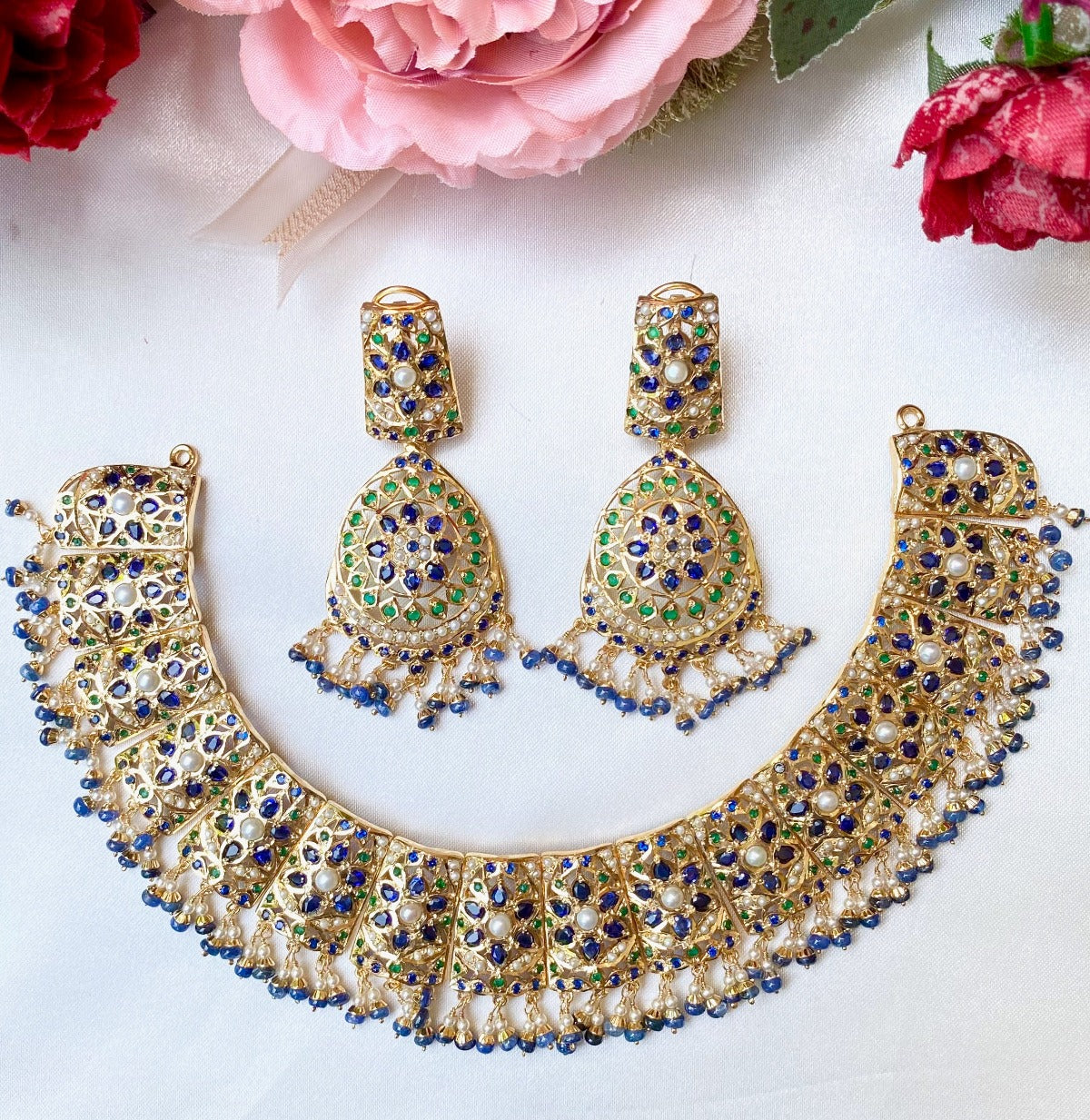 hamna amir necklace set