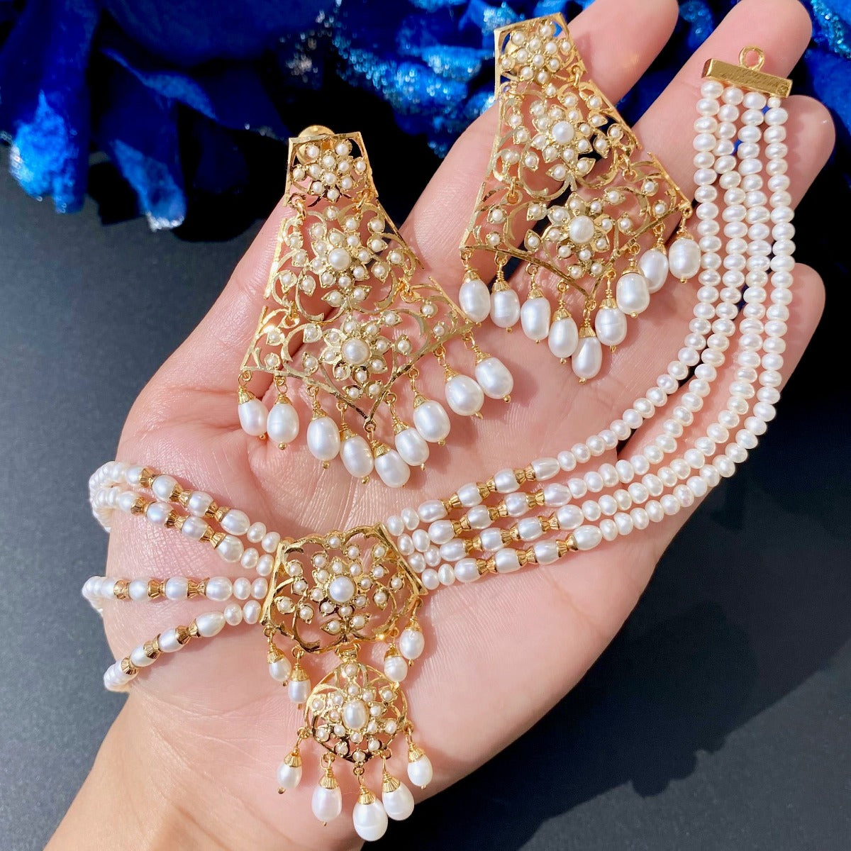 Light Weight Choker Necklace Gold Gold And Pearl Choker Necklace