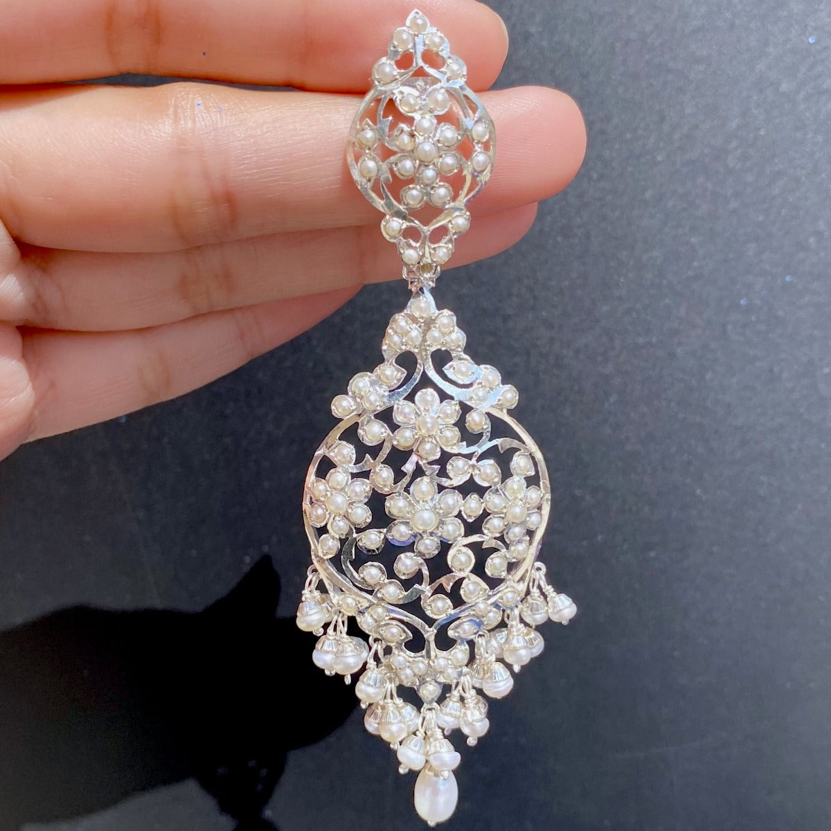 anitque design silver earrings