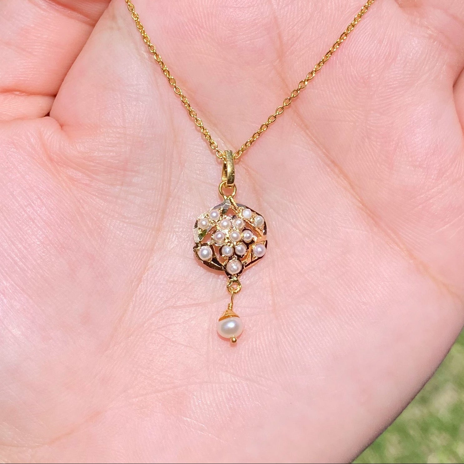 Traditional Jadau Pendant Studded with Pearls | 22k Gold Jewelry for Her GP 021