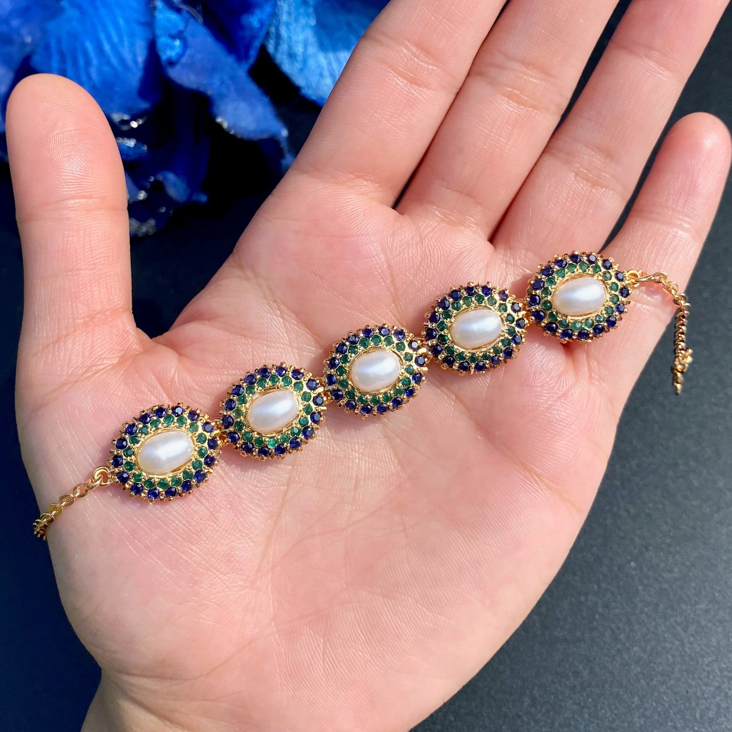 Sapphire-Green Pearl Oval Jadau Bracelet | Gold Plated Silver BG 183