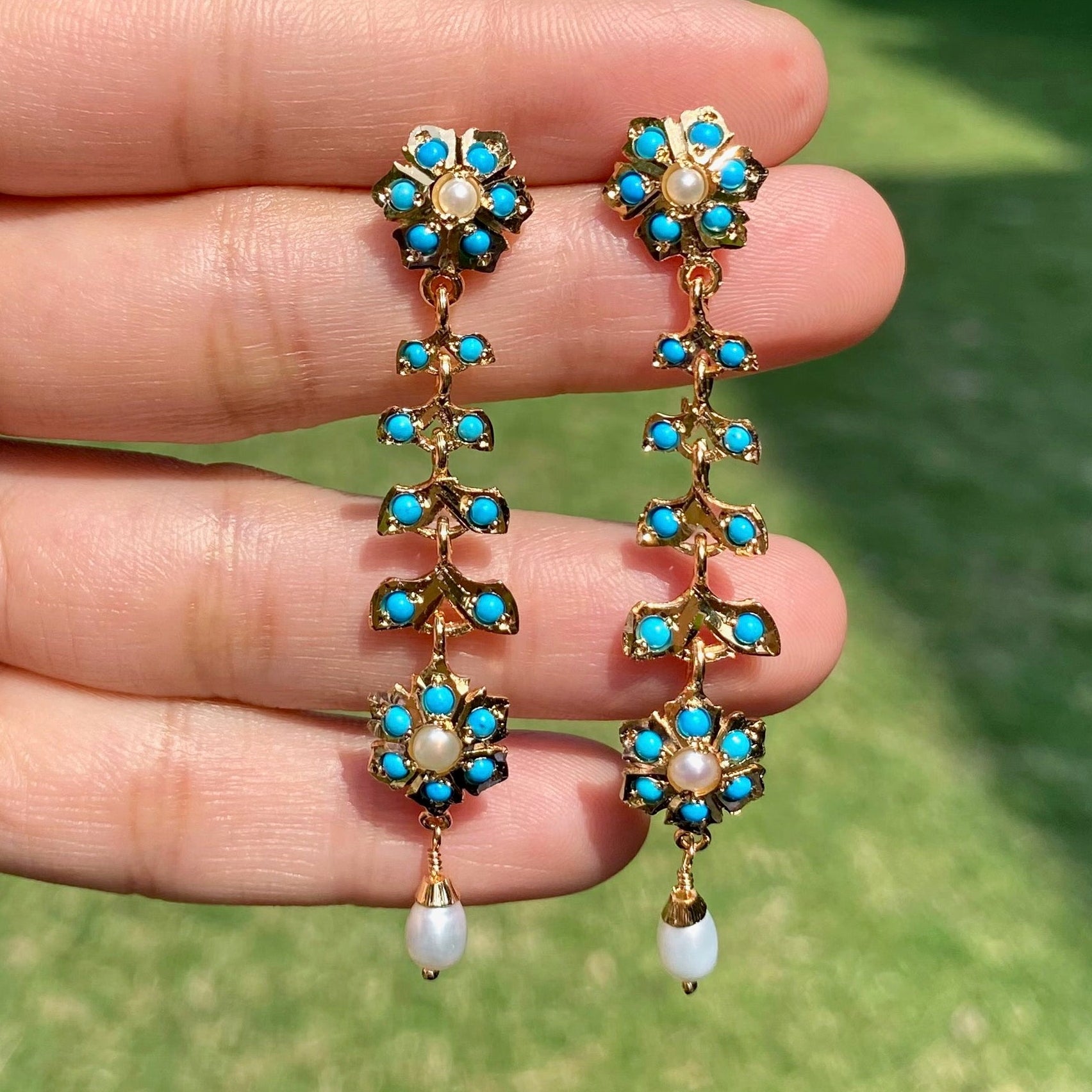 Feroza Pearl Floral Dainty Earrings | Gold Plated on Silver ER 721