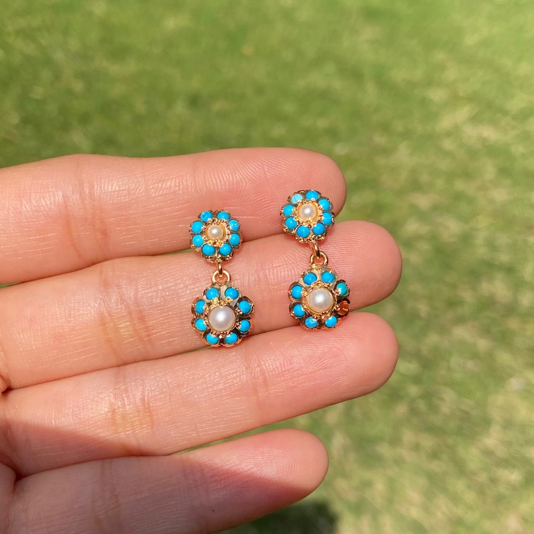 Dainty Turquoise Earrings in Floral Design | Gold Plated on Silver ER 729