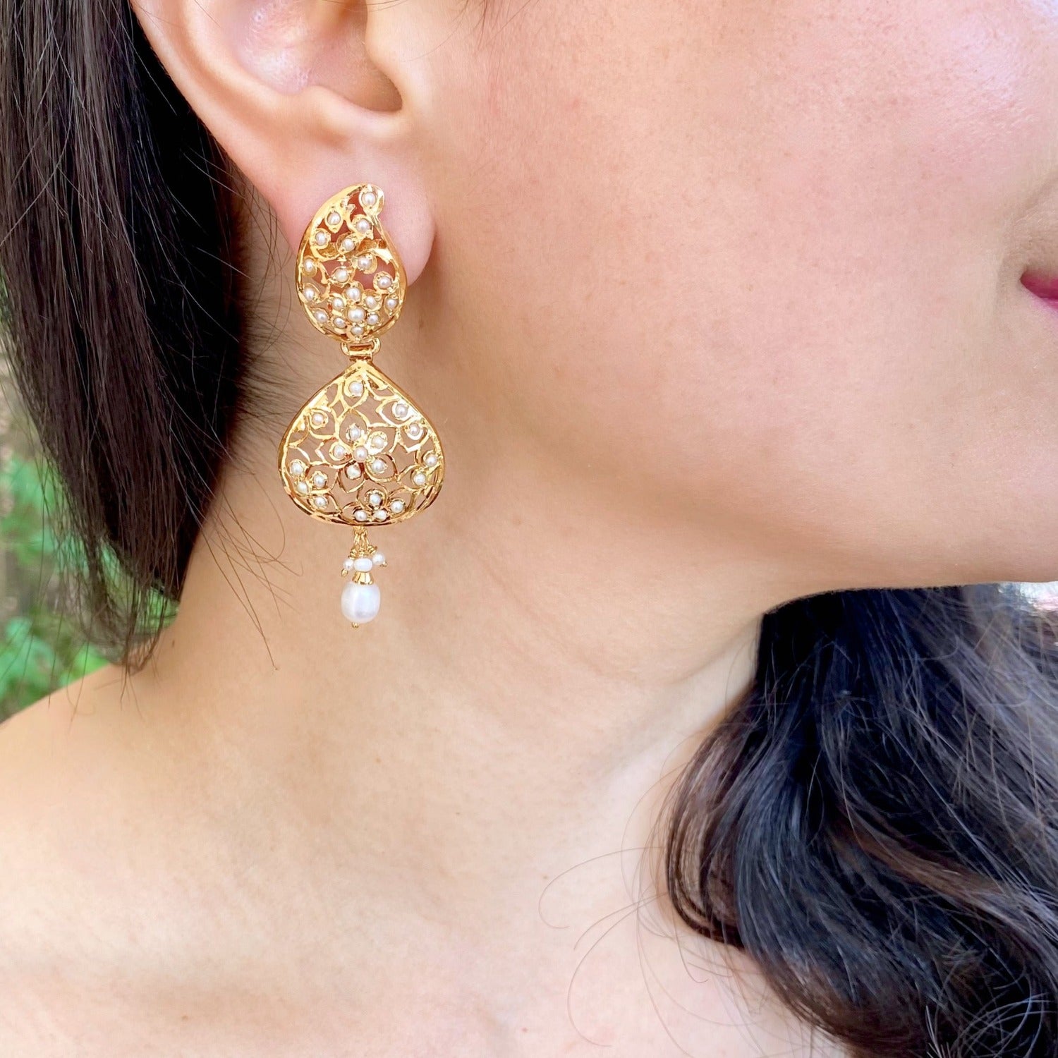 Pearl earrings for women 