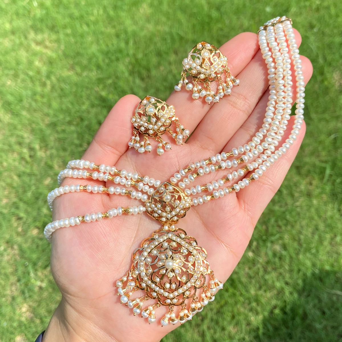 Freshwater Pearl Floral Choker Set in Gold-Plated 925 Silver NS 490