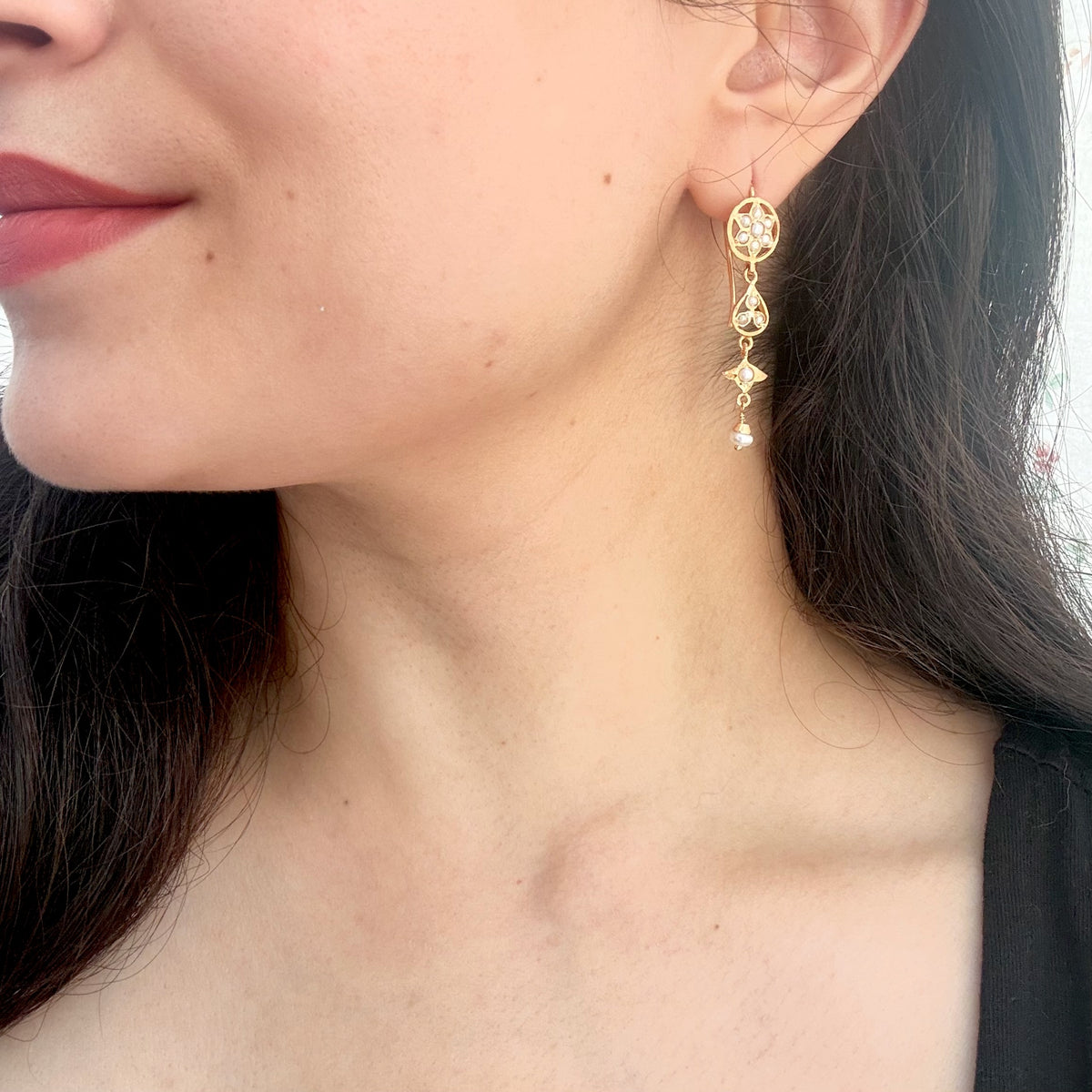 Pearl Floral Drop Earrings ER 776