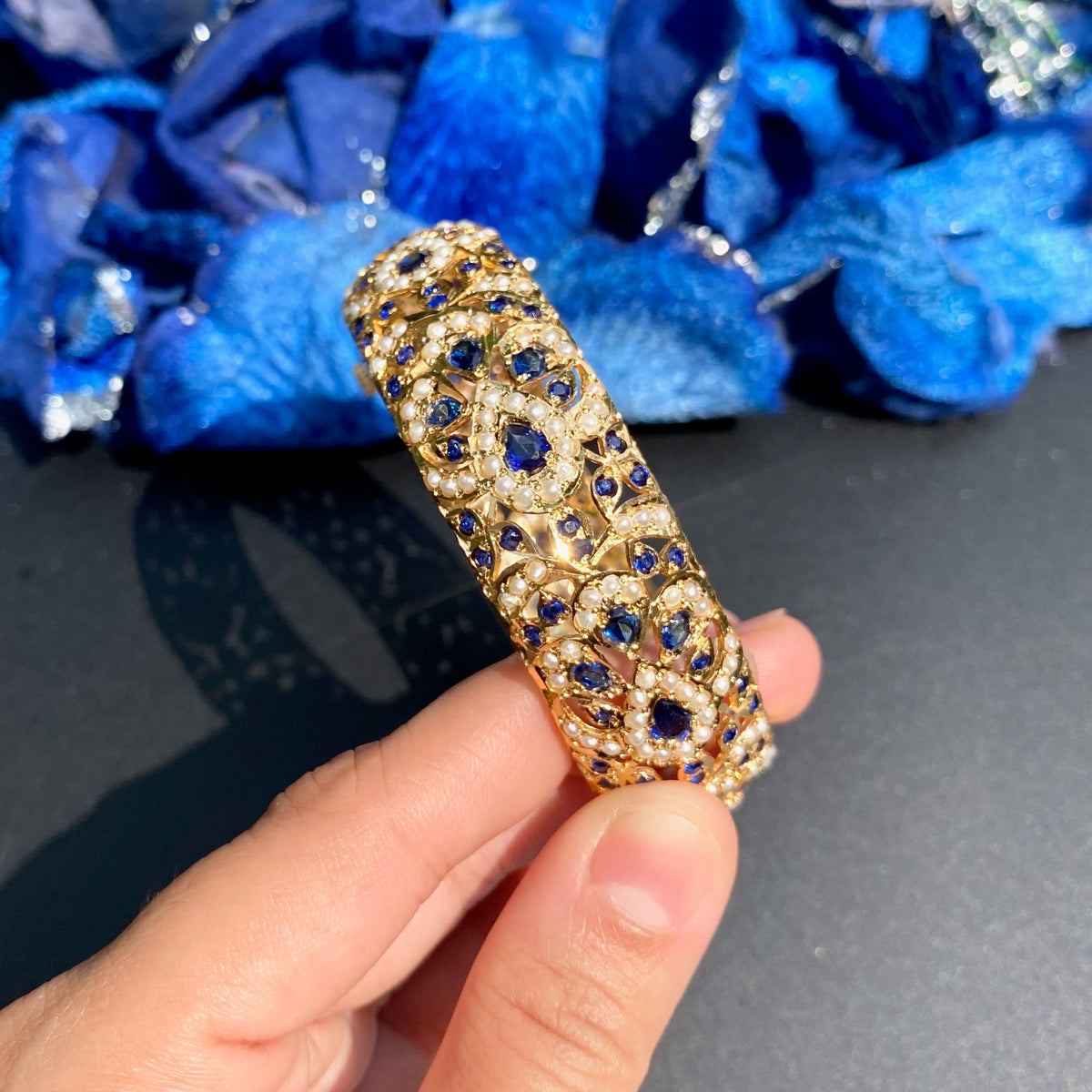 Single Jadau Kada in Navy Blue Stones & Pearls BG 187