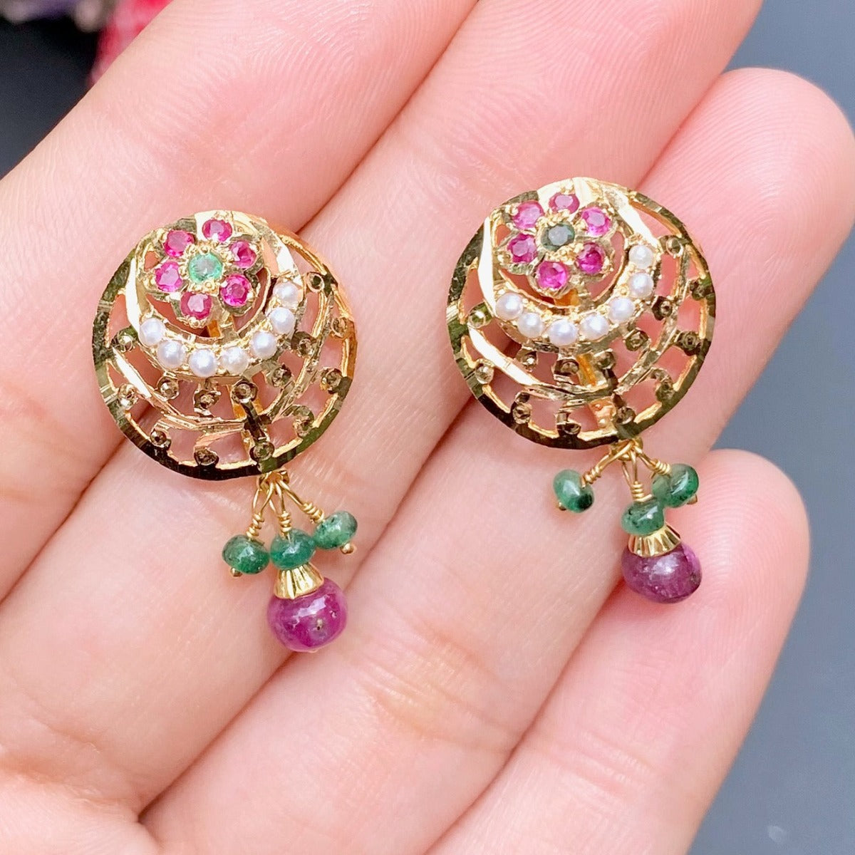 Earrings: Buy Stylish Gold & Diamond Earrings for Women Online | Mia By  Tanishq