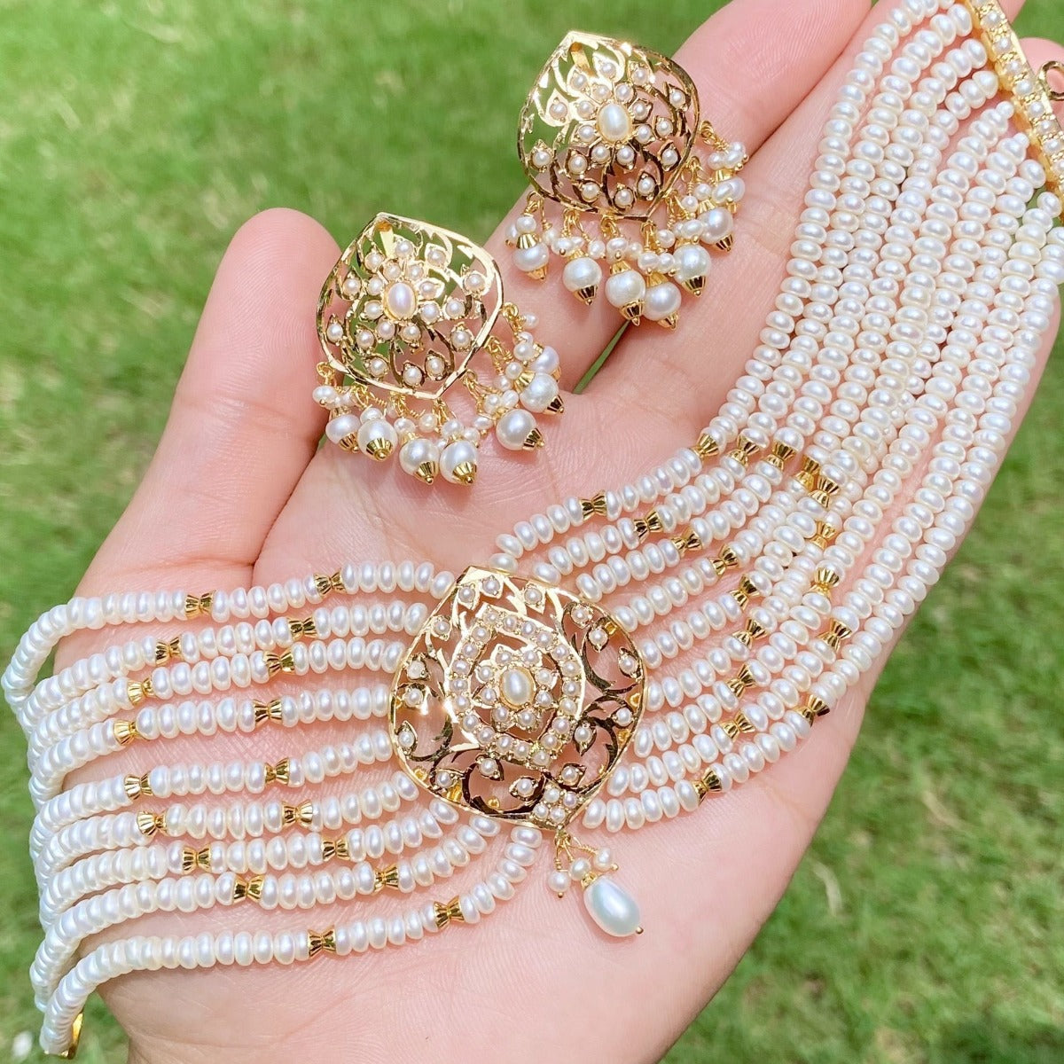 gold choker set for party wear under 1 lakh