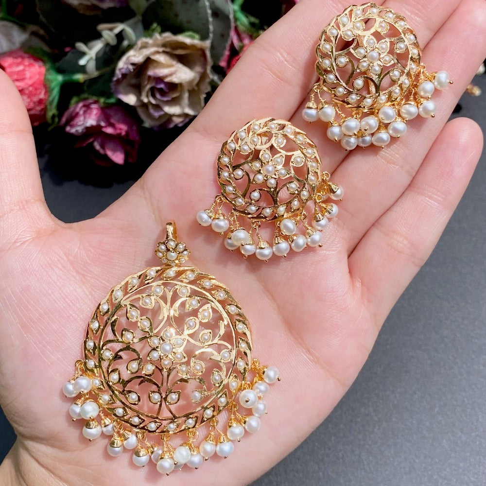 gold plated pearl pendant set
