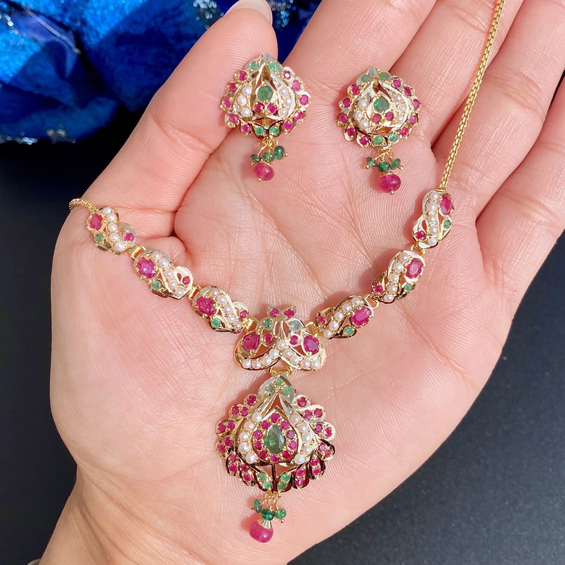 Minimal Gold Jewelry Set | 22k Gold & Precious Stones | Jadau Jewelry
