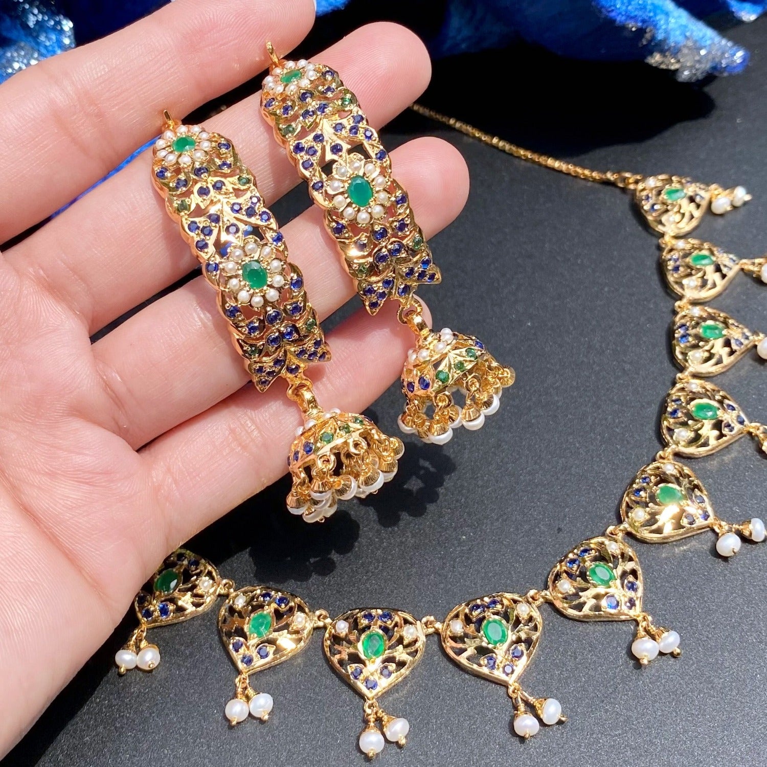 Delicate necklace with jhumkis 