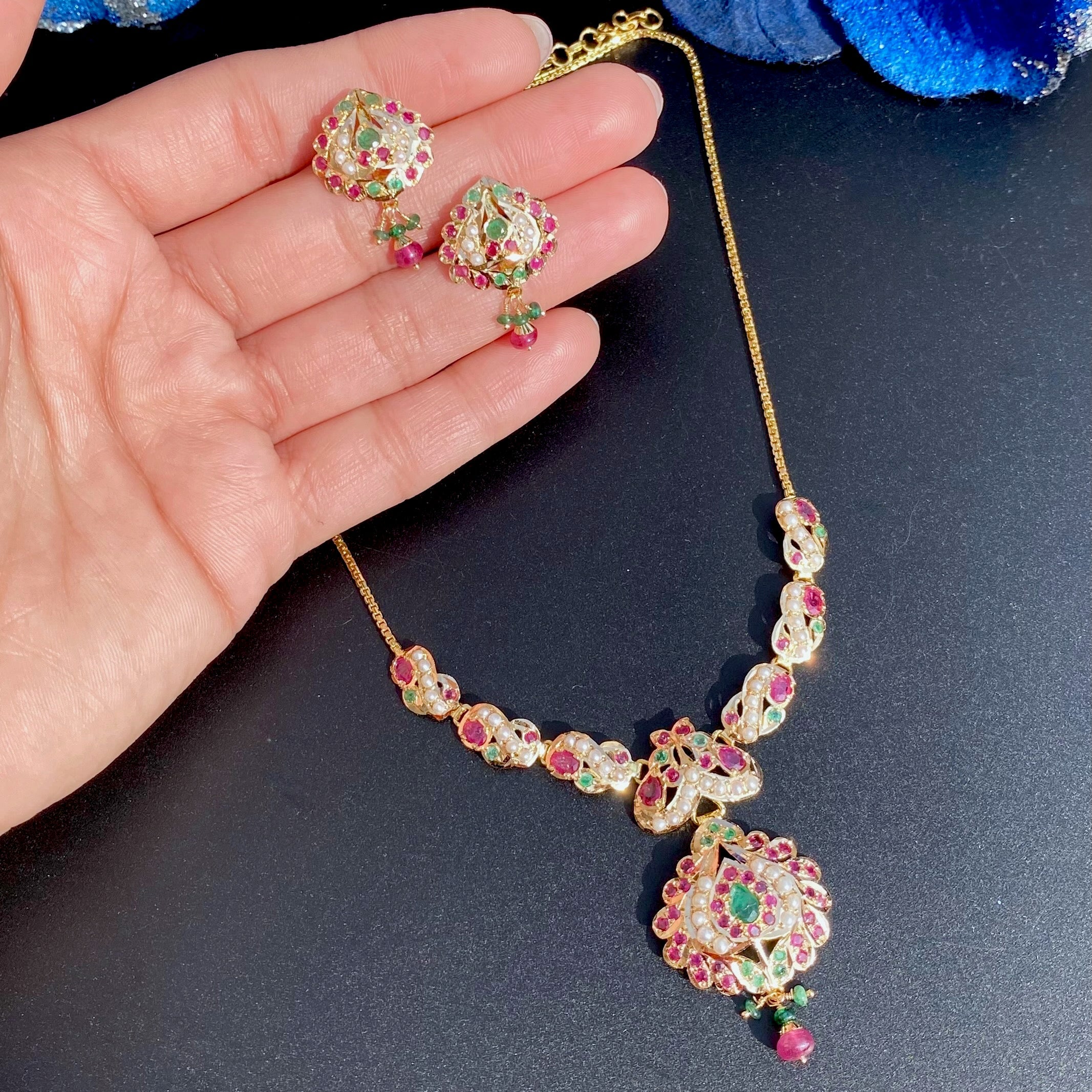 Minimal Gold Jewelry Set | 22k Gold & Precious Stones | Jadau Jewelry