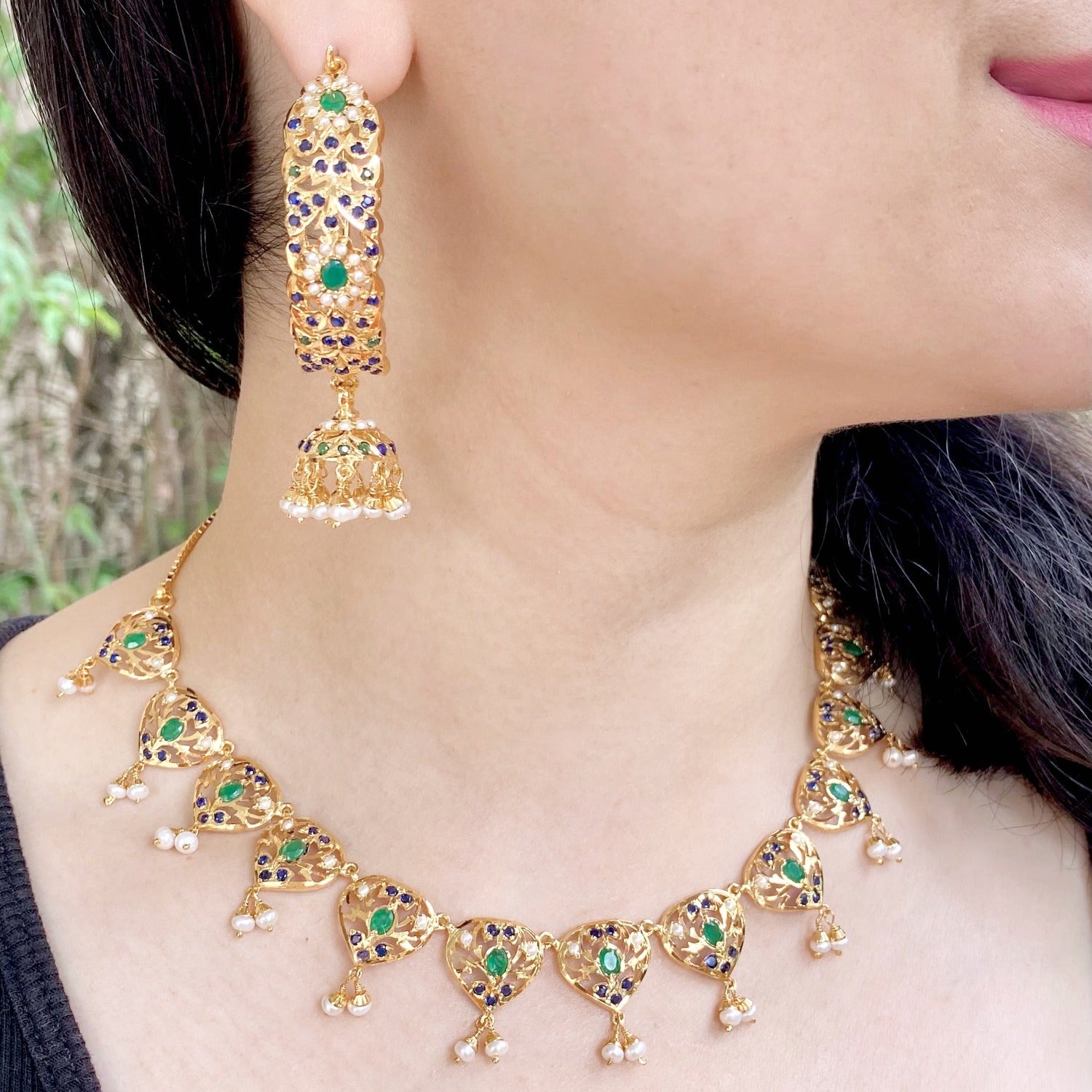 delicate gold necklace with jhumkis 