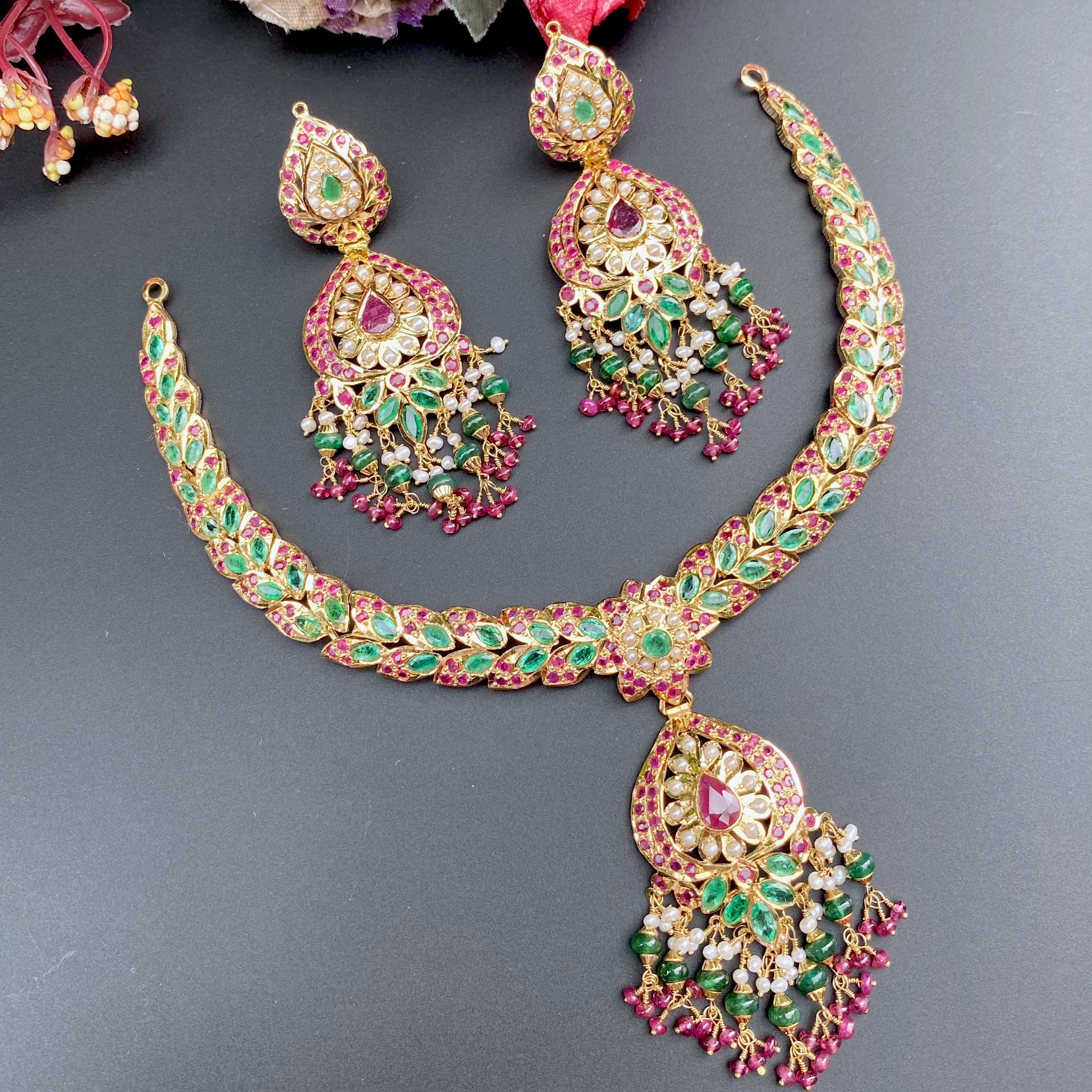 22 carat gold necklace set with earrings under 2 lakh