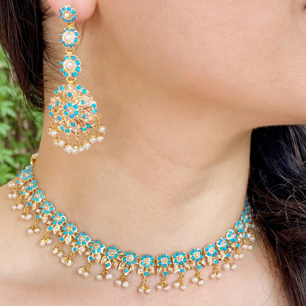 feroza blue necklace set under 2 lakh on 22ct gold