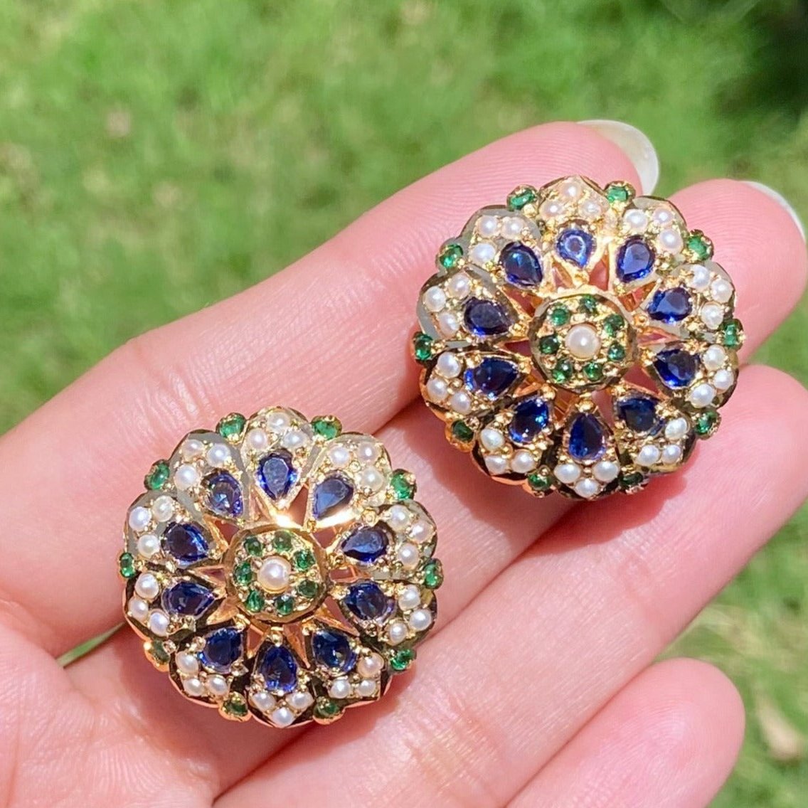 royal stud earrings