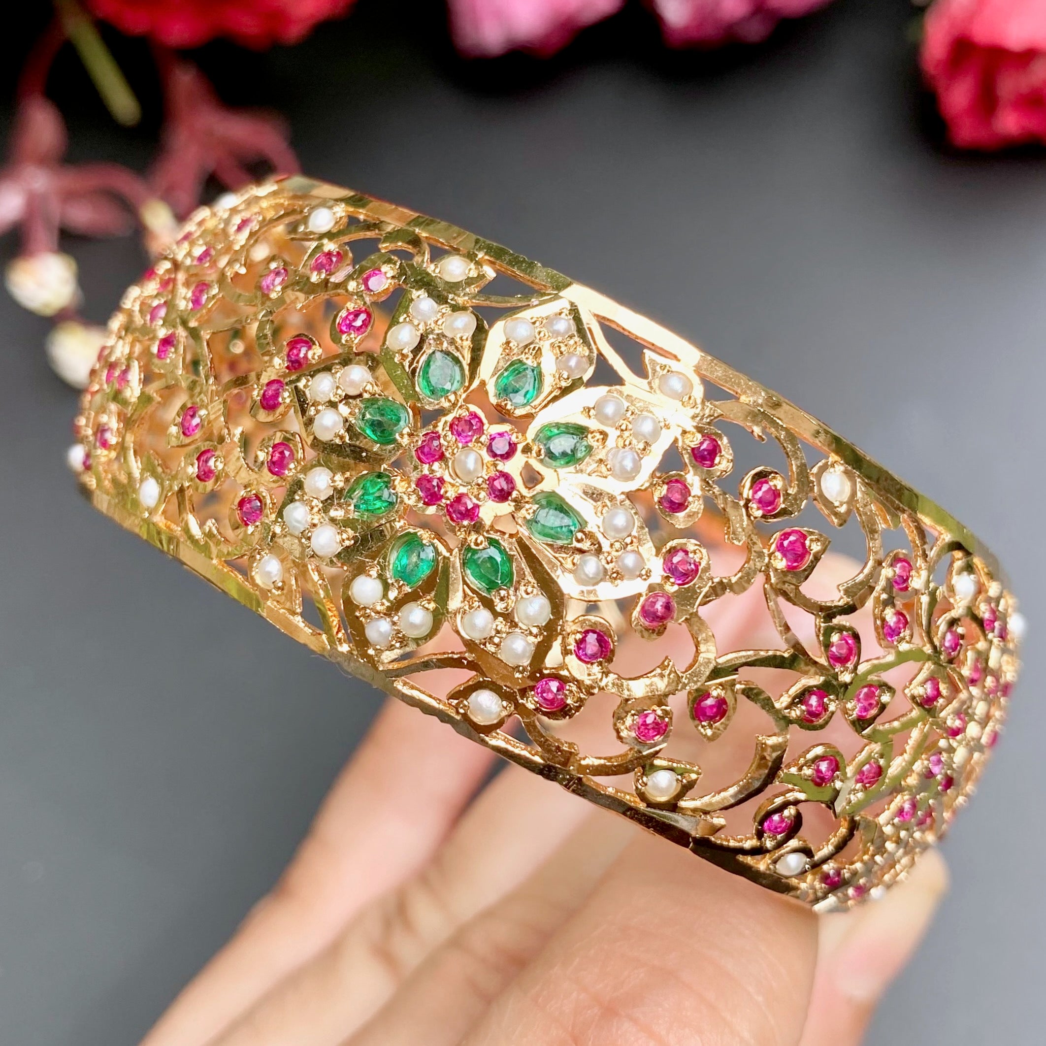 mughal design gold jewelry
