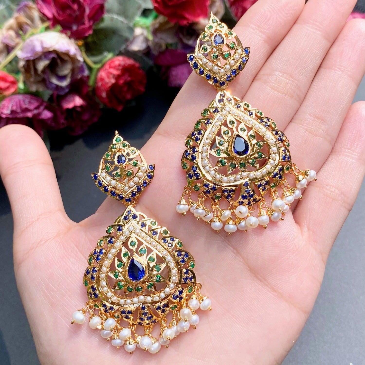blue sapphire jadau earrings