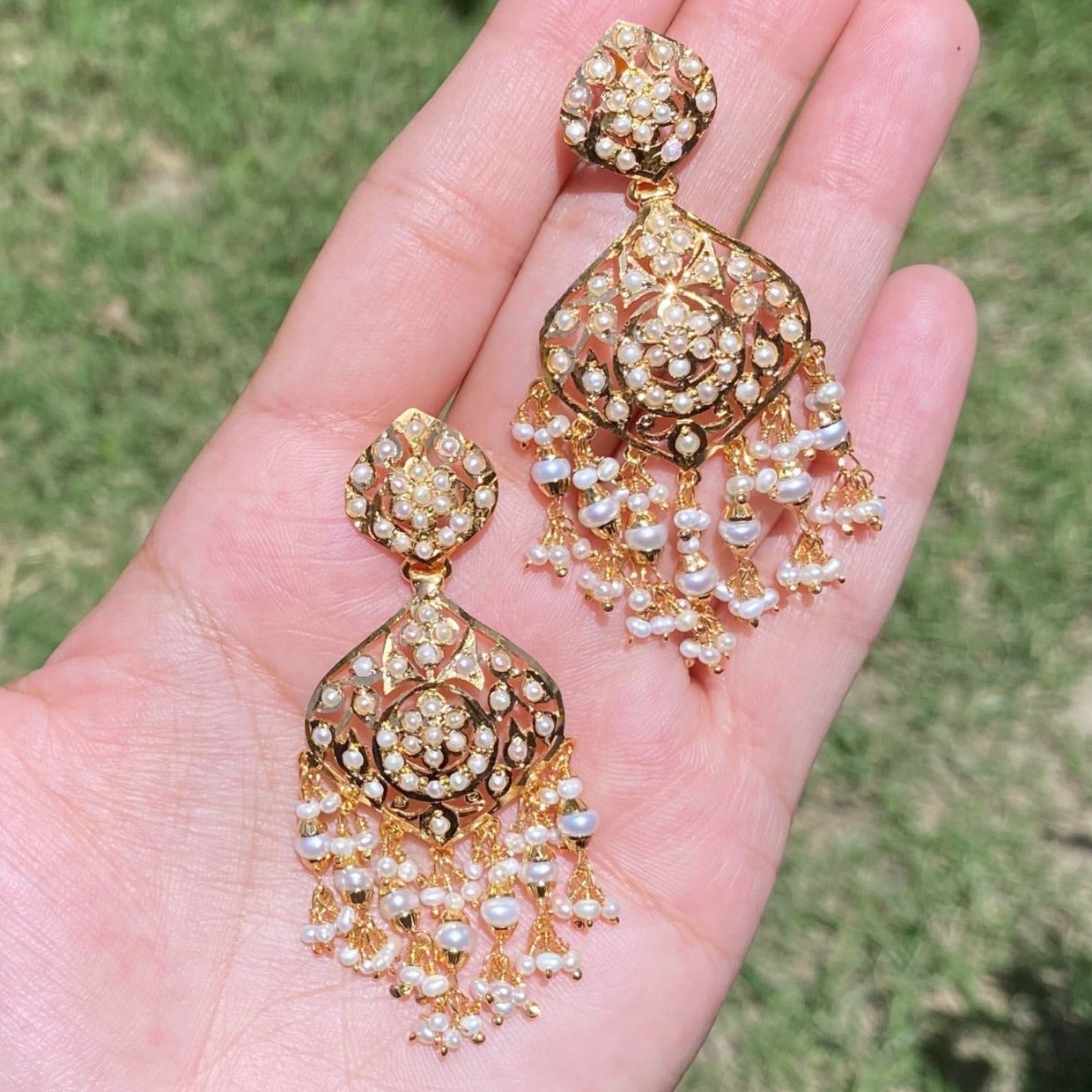 jadau earrings with authentic pearls