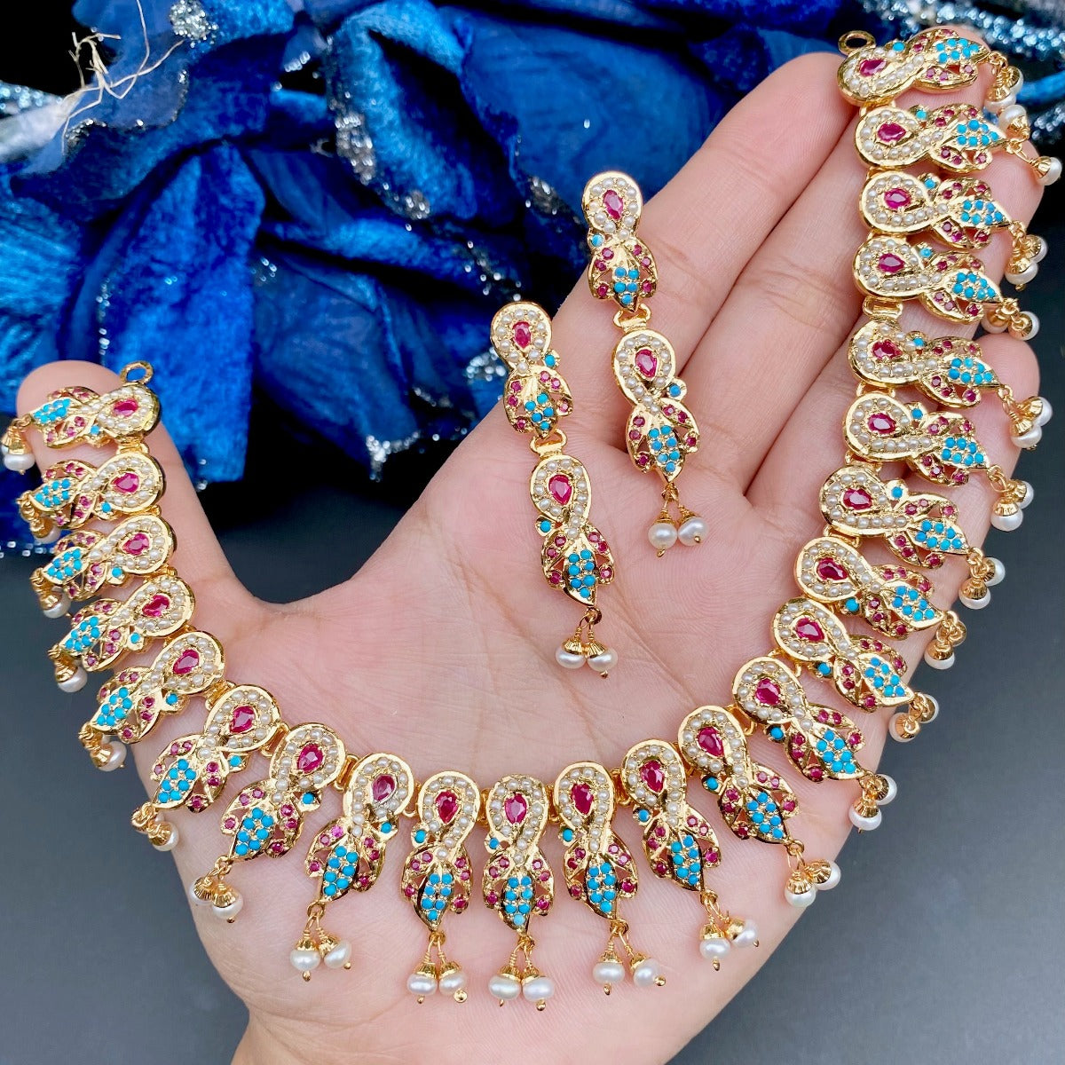 Emerald and Ruby Beads Pearl Necklace – Mangatrai Gems & Jewels Pvt Ltd
