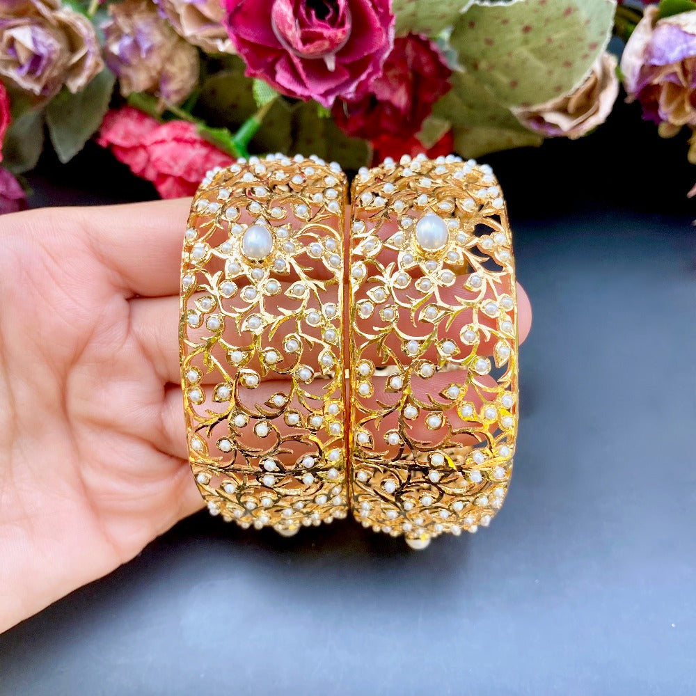 traditional pakistani jadau jewelry