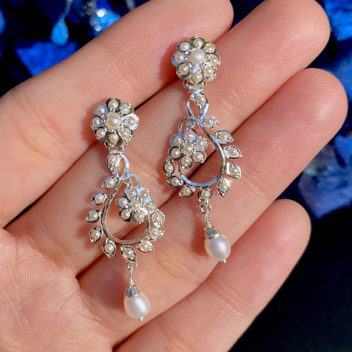 contemporary jadau earrings on silver