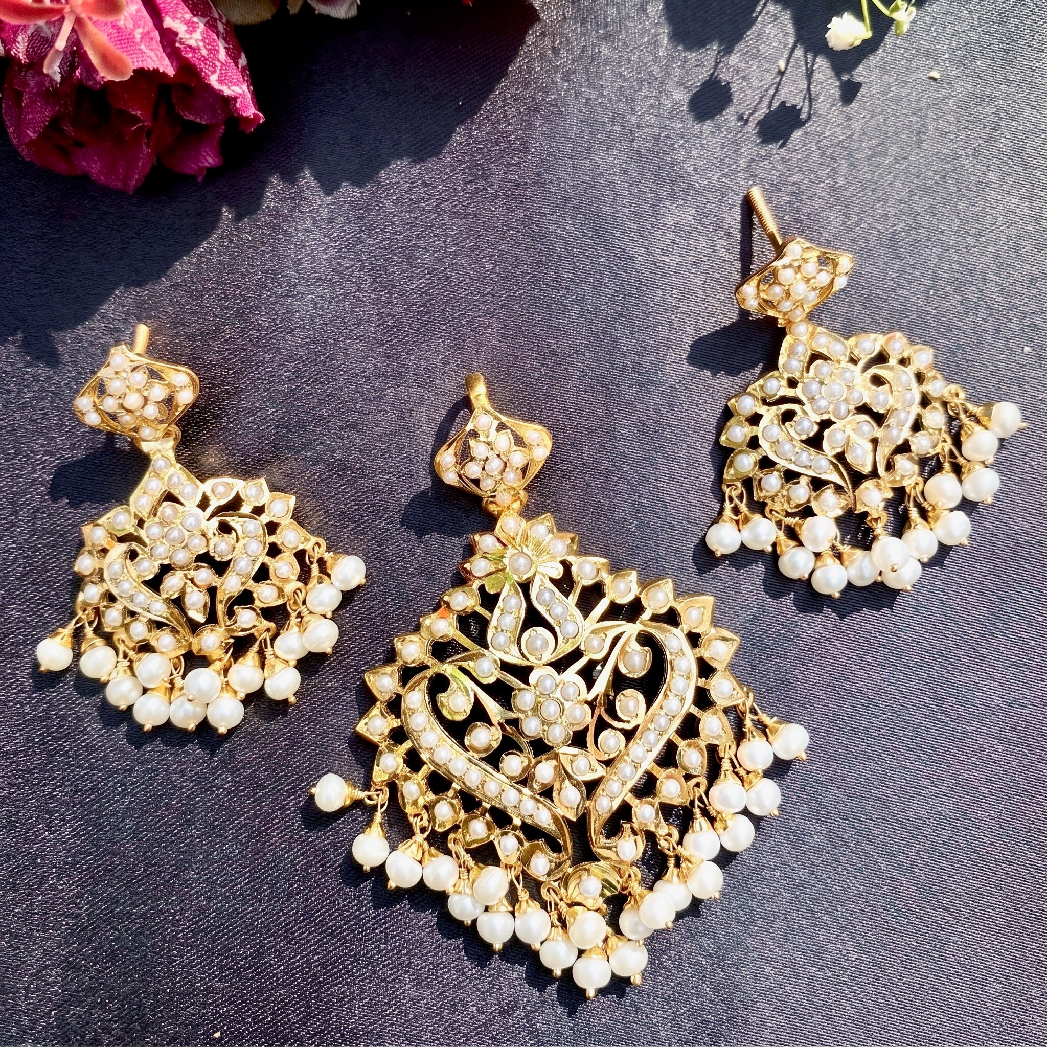 gold plated pendant set in delhi