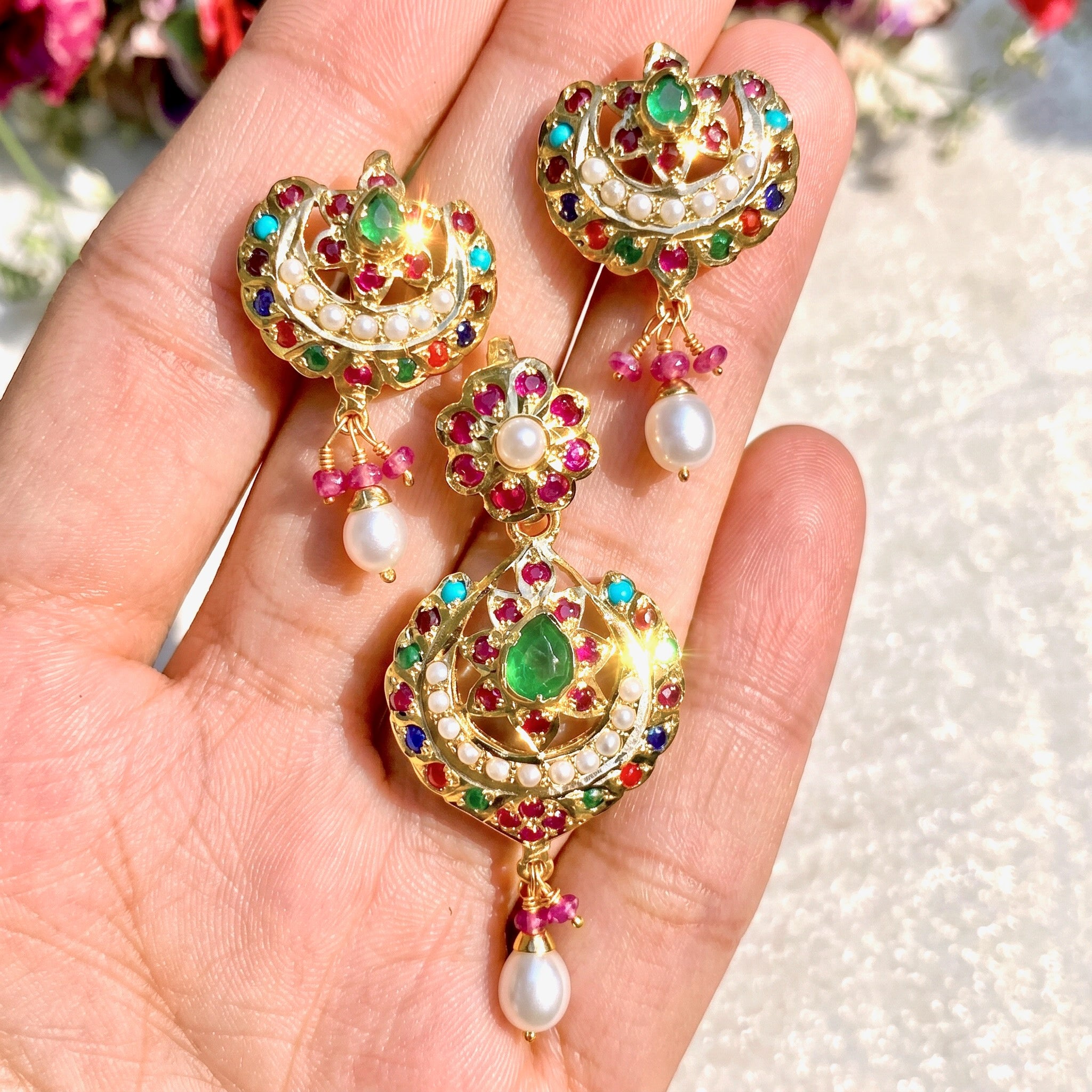 gold plated navratna pendant set