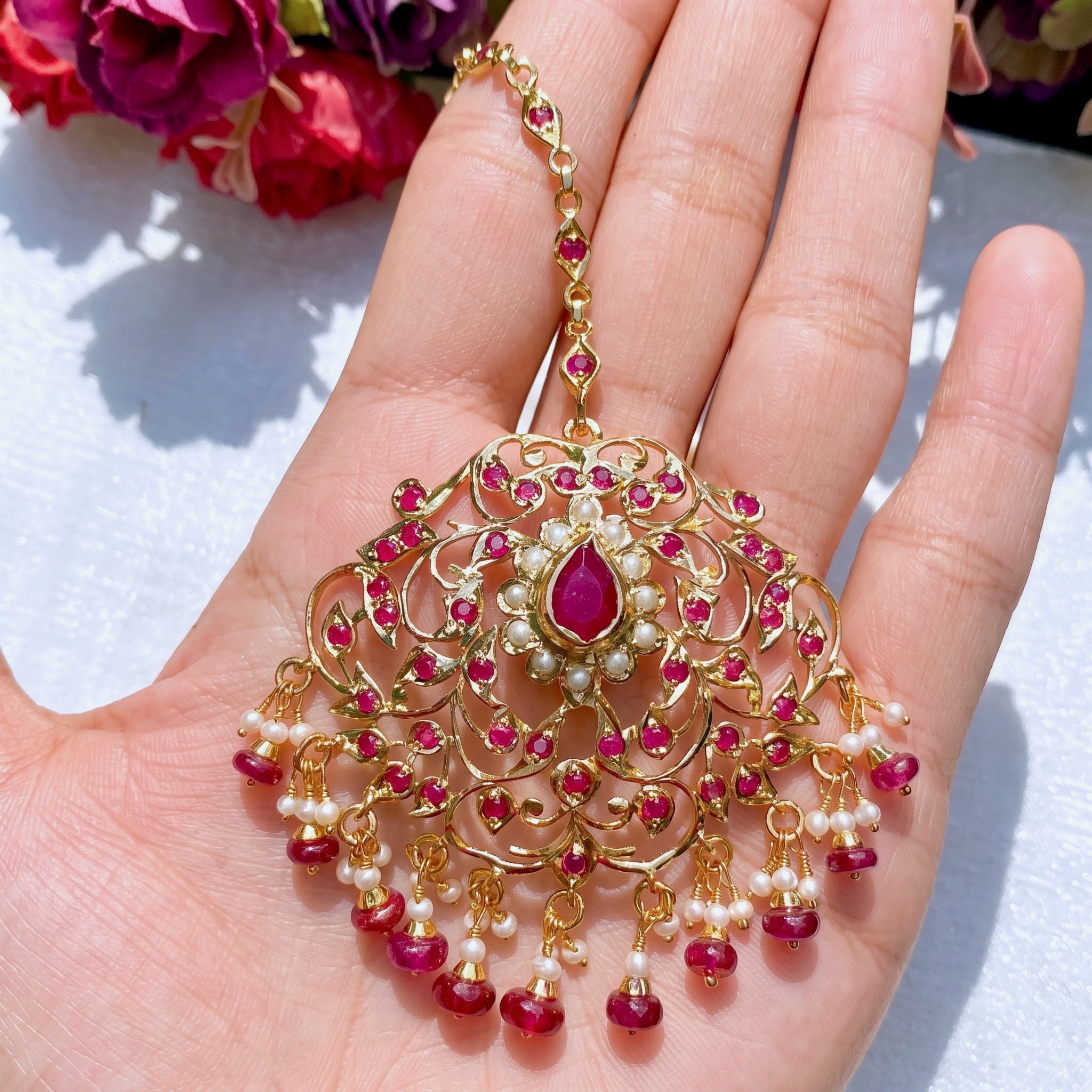 ruby mang teeka