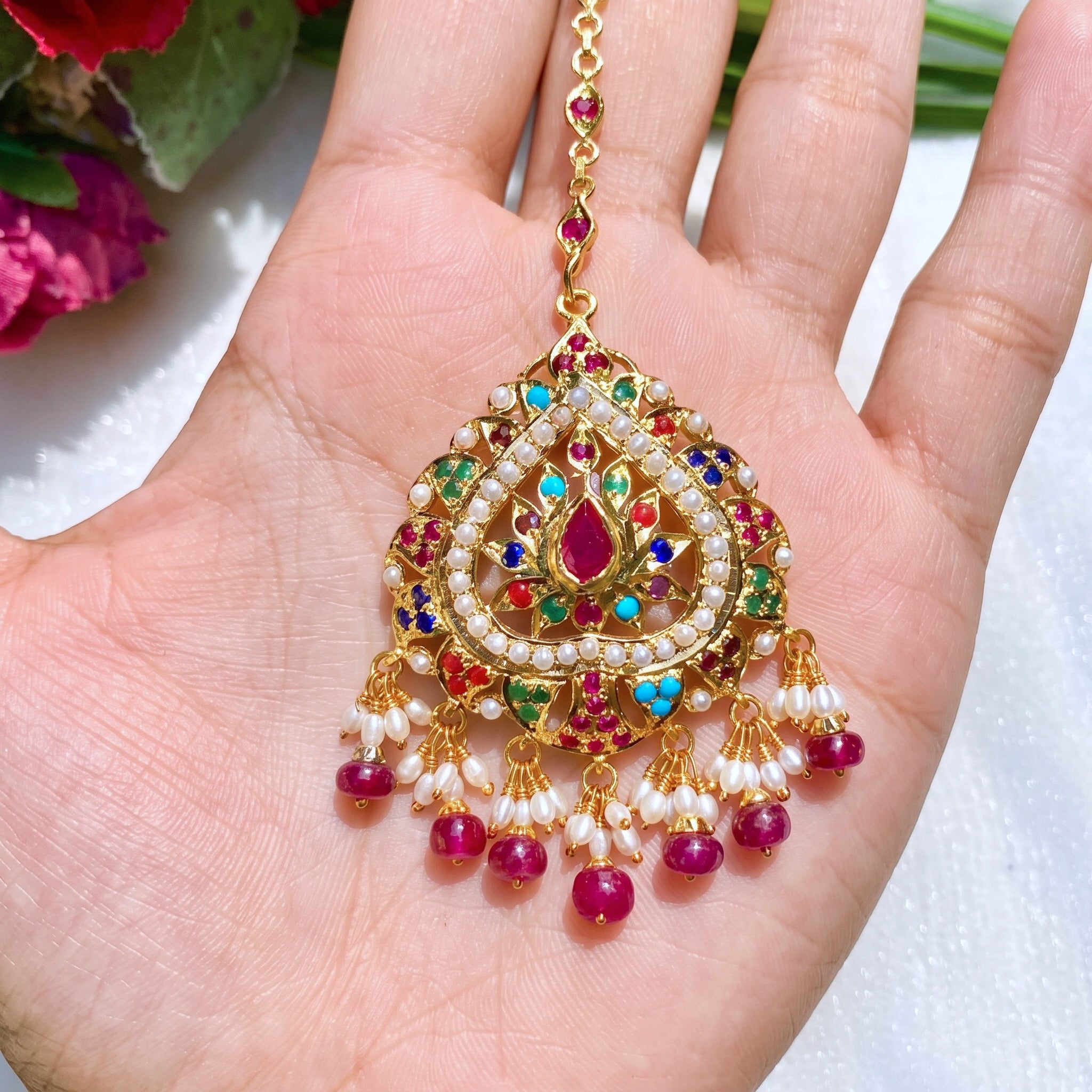 navratna mang tikka in silver with gold plating