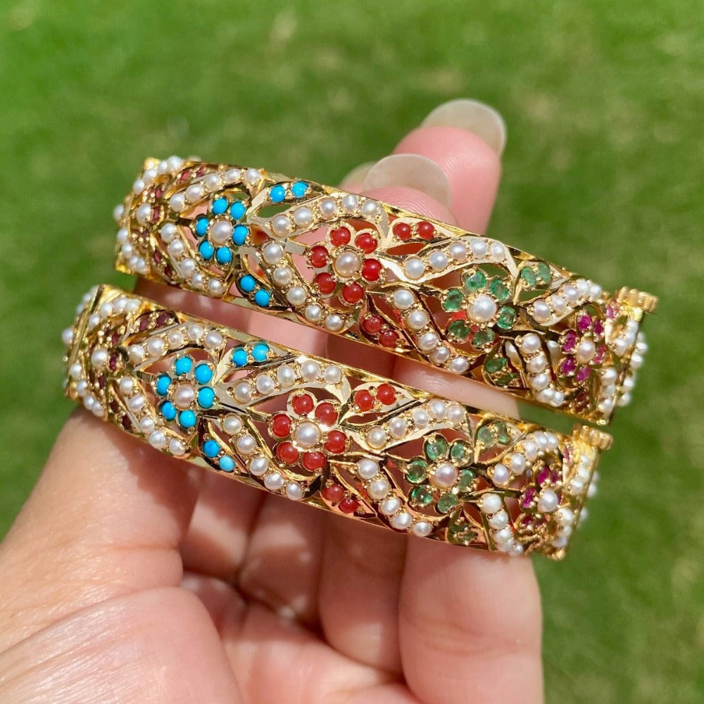 navratna joroa gold bangles