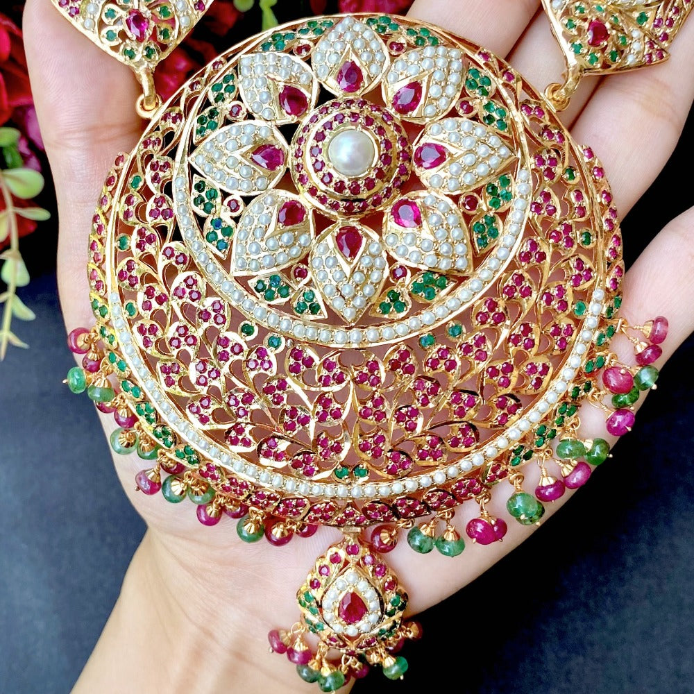gold plated rani haar for destination wedding