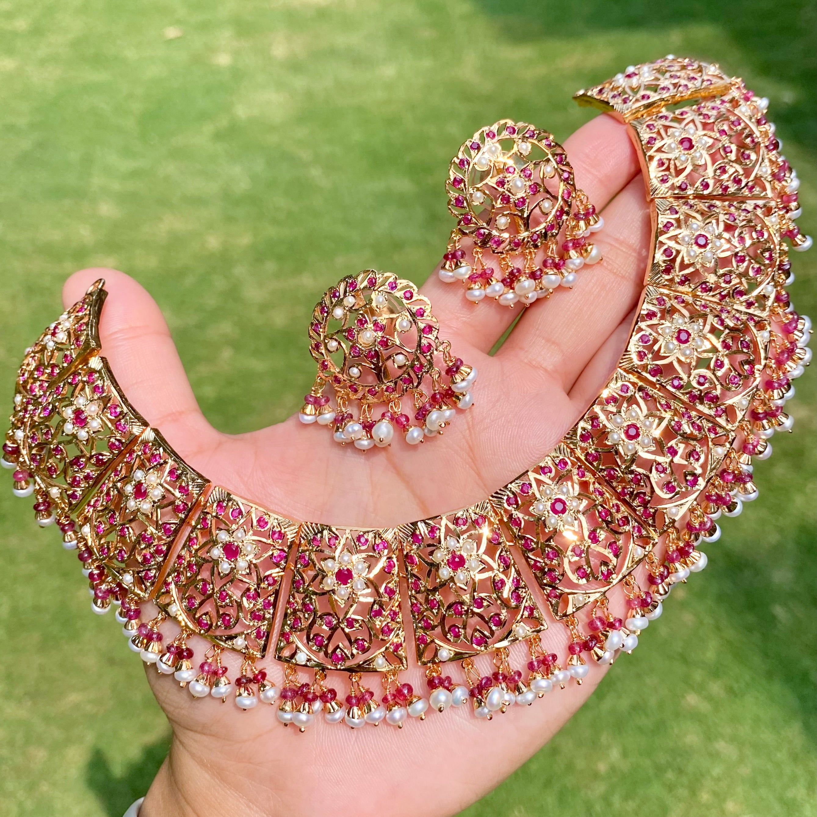 broad jadau guluband necklace set