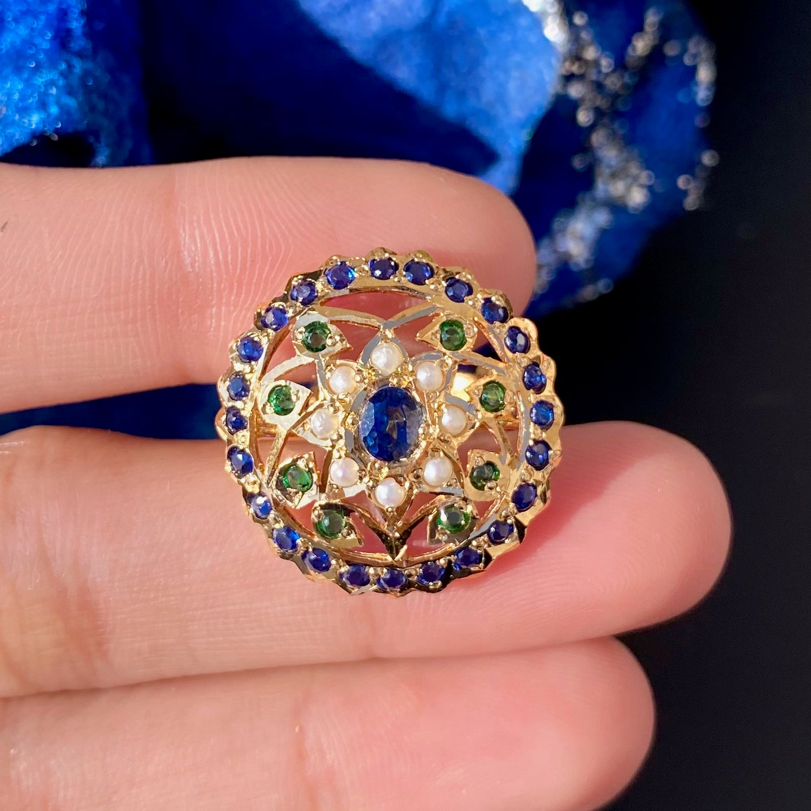minimalist round jadau ring