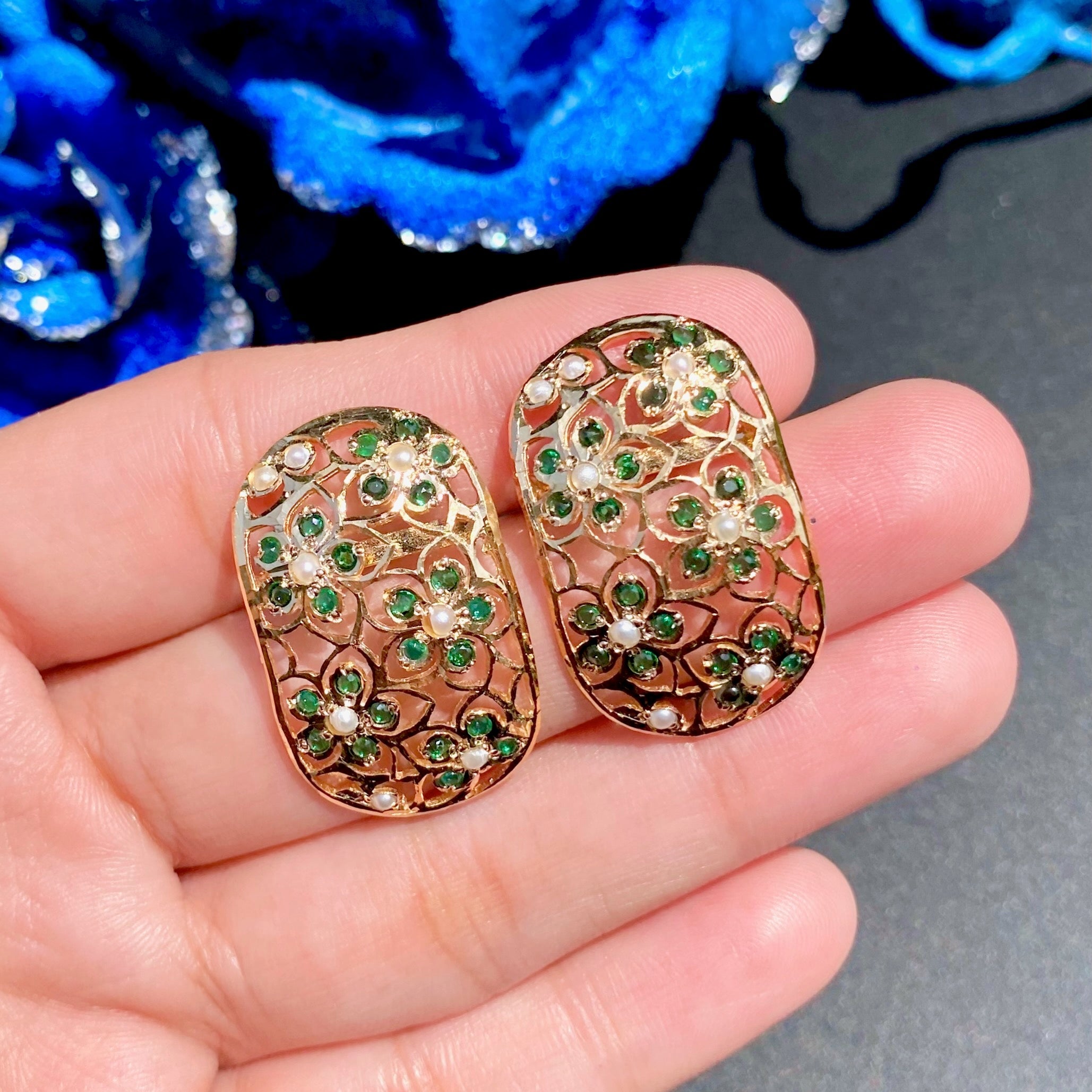 emerald studs