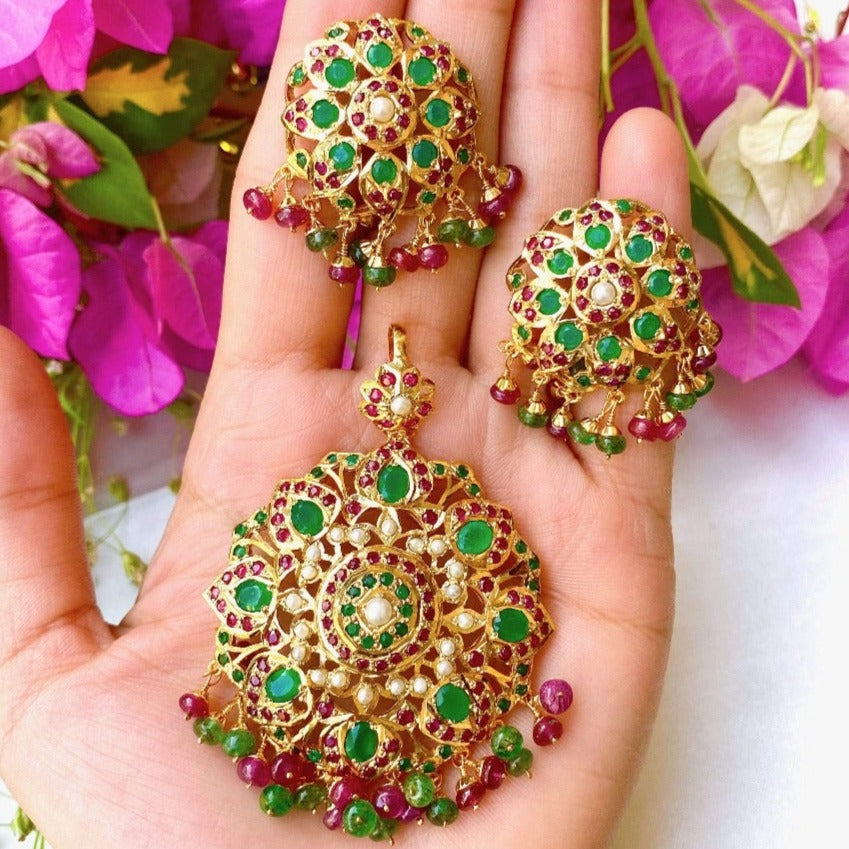 gold plated pendant set