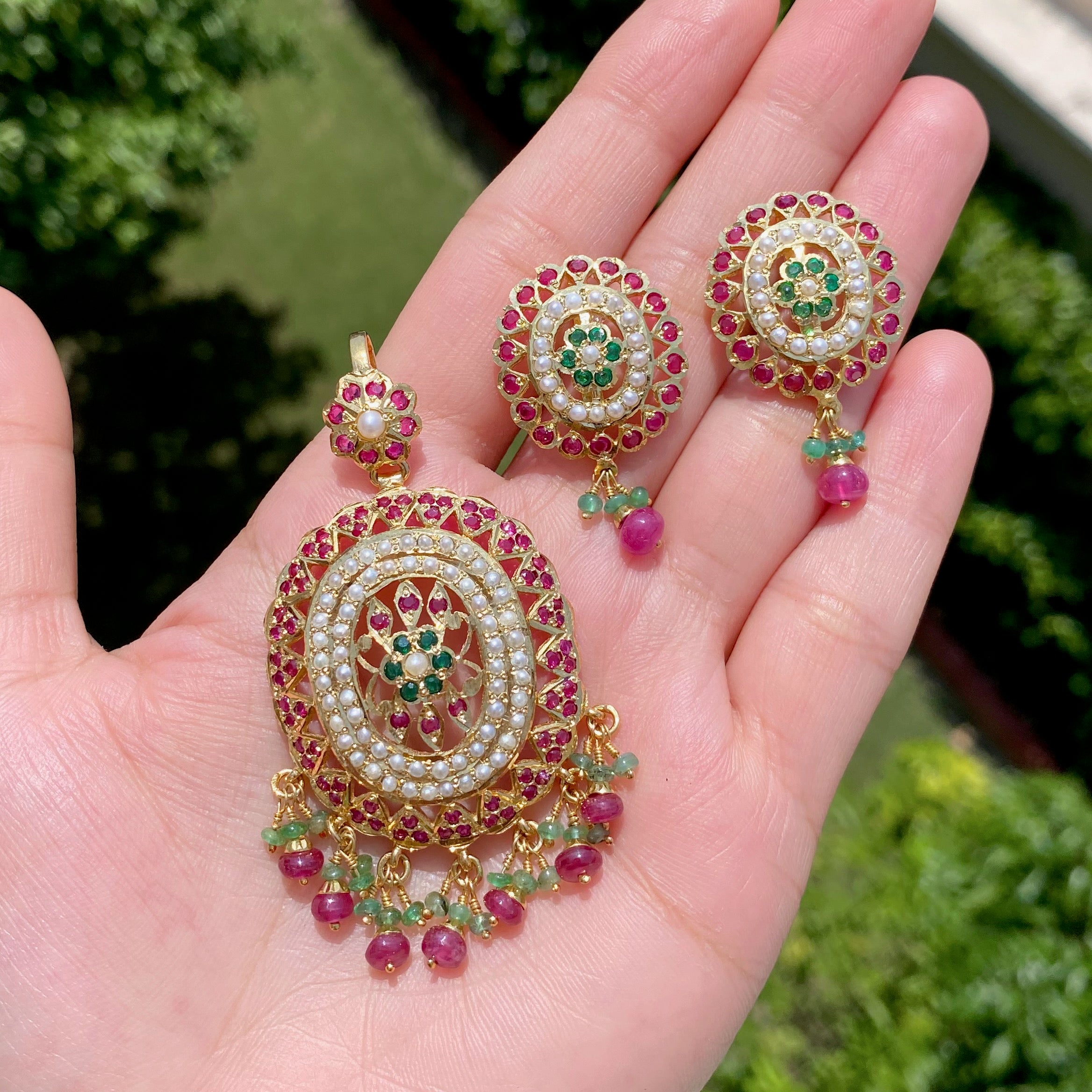 Oval Jadau Pendant Set | Gold Plated on Sterling Silver