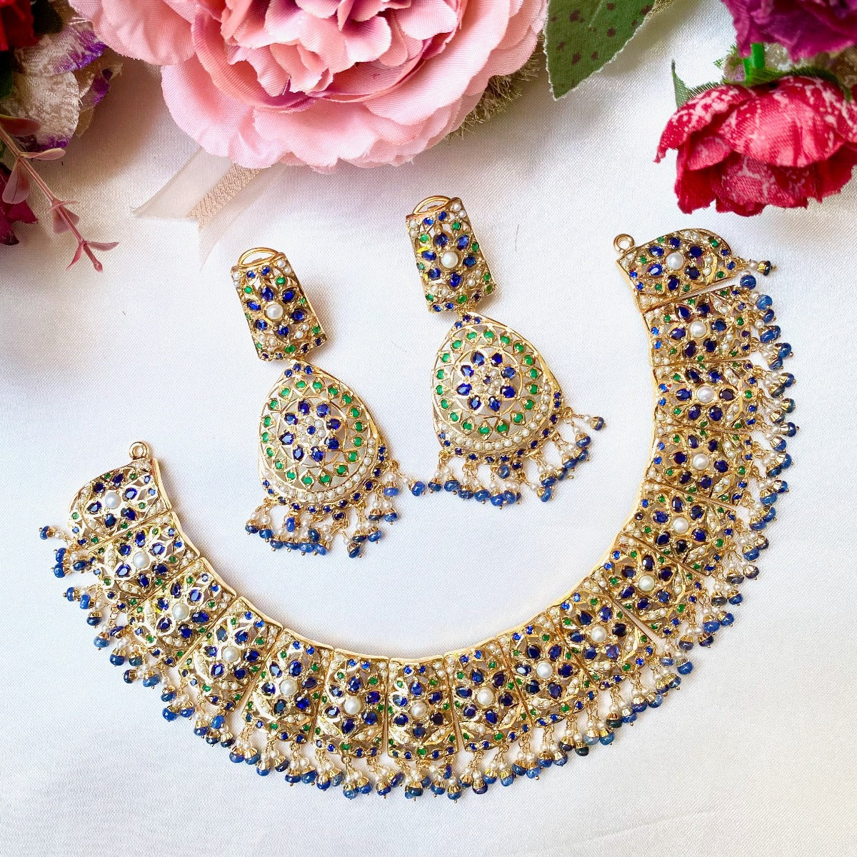 hamna amir necklace set