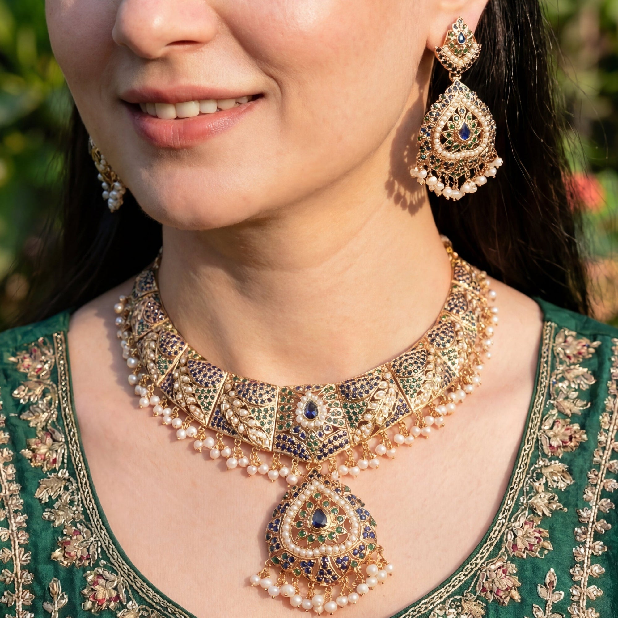 బ్రైడల్ వేర్ నగల సెట్ | బ్లూ నీలమణి జడౌ నెక్లెస్ సెట్ NS 215