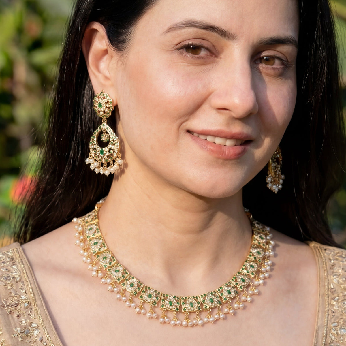 गोल्ड प्लेटेड पन्ना सेट | पारंपरिक भारतीय हार सेट डिजाइन NS 225