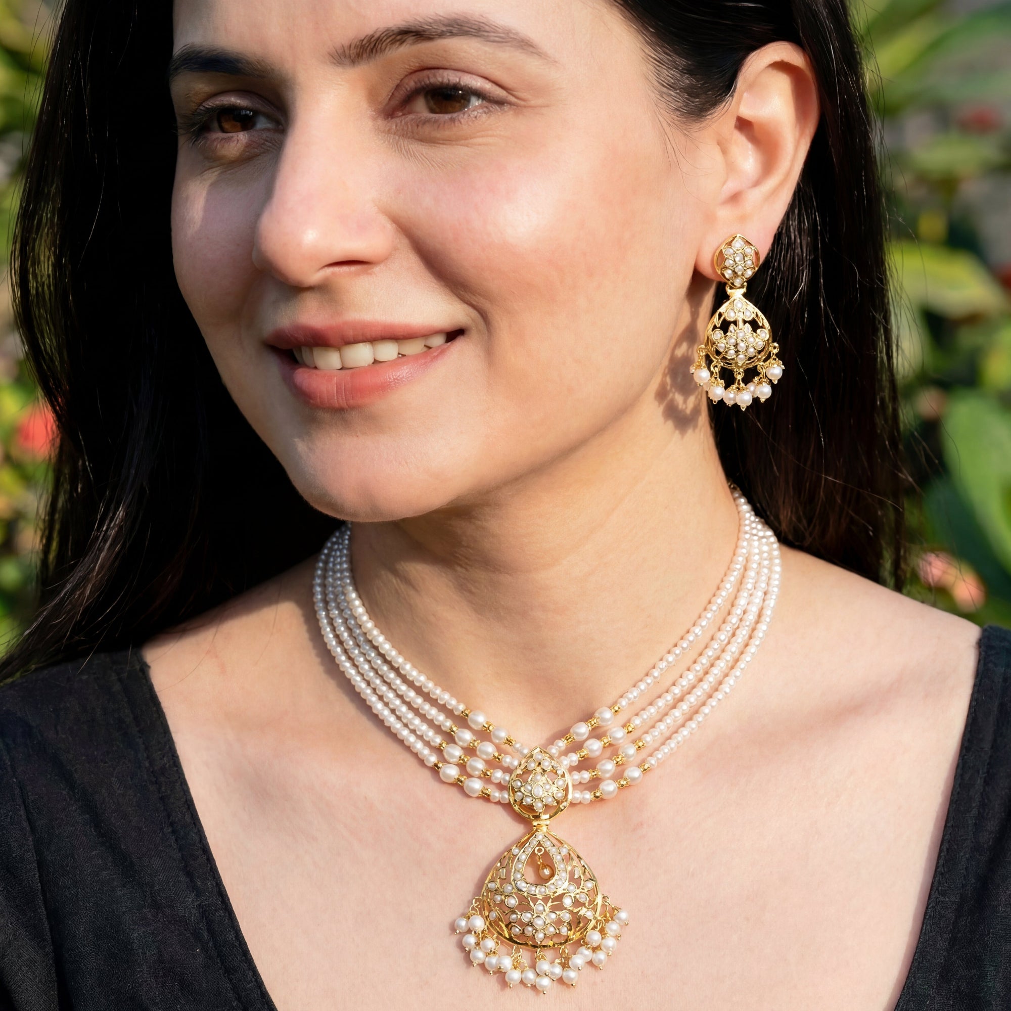 गोल्ड प्लेटेड ज्वेलरी | 925 सिल्वर NS 164 में लेयर्ड पर्ल नेकलेस सेट