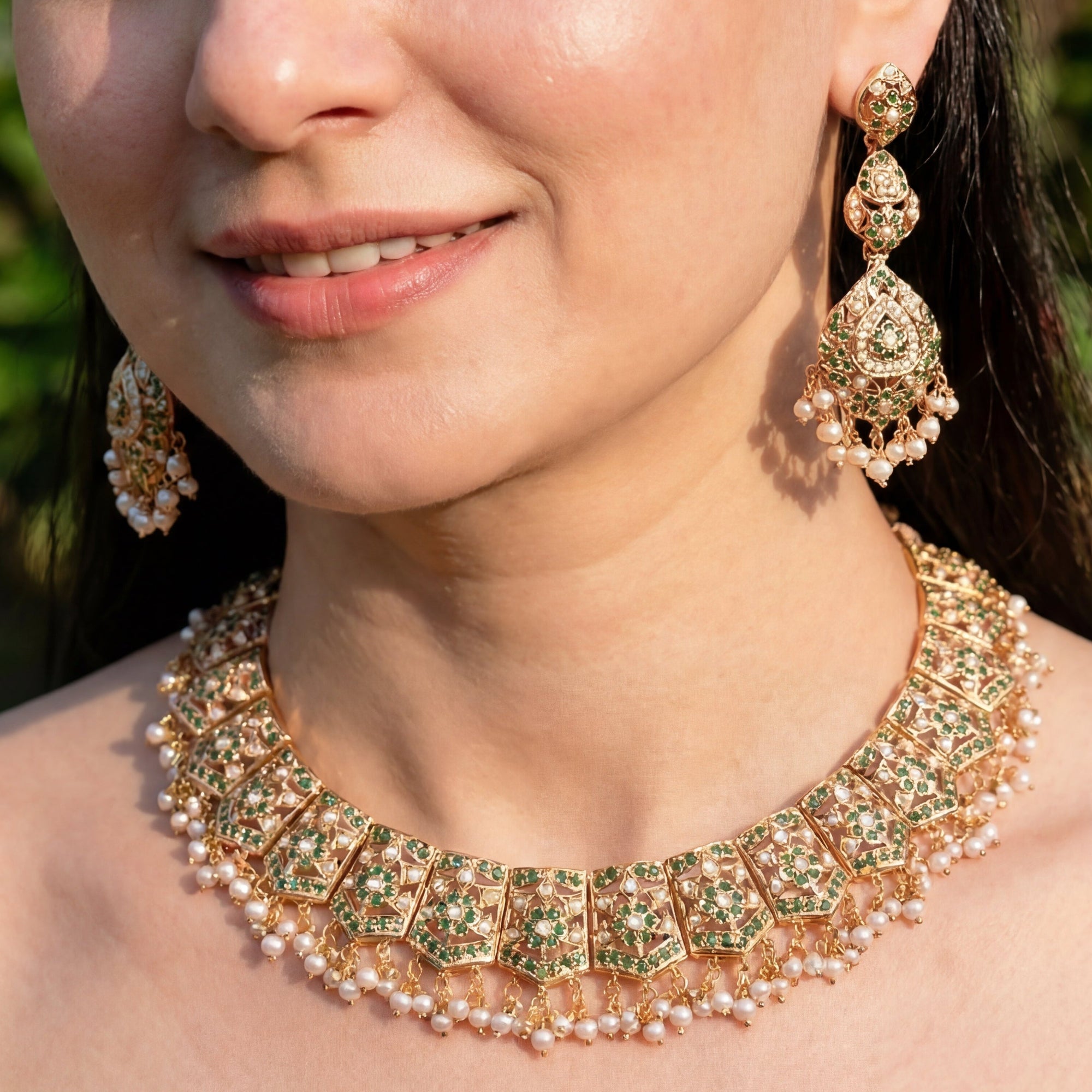 पन्ना-हरा जड़ाऊ सेट | पारंपरिक भारतीय जड़ाऊ आभूषण ऑनलाइन NS 211