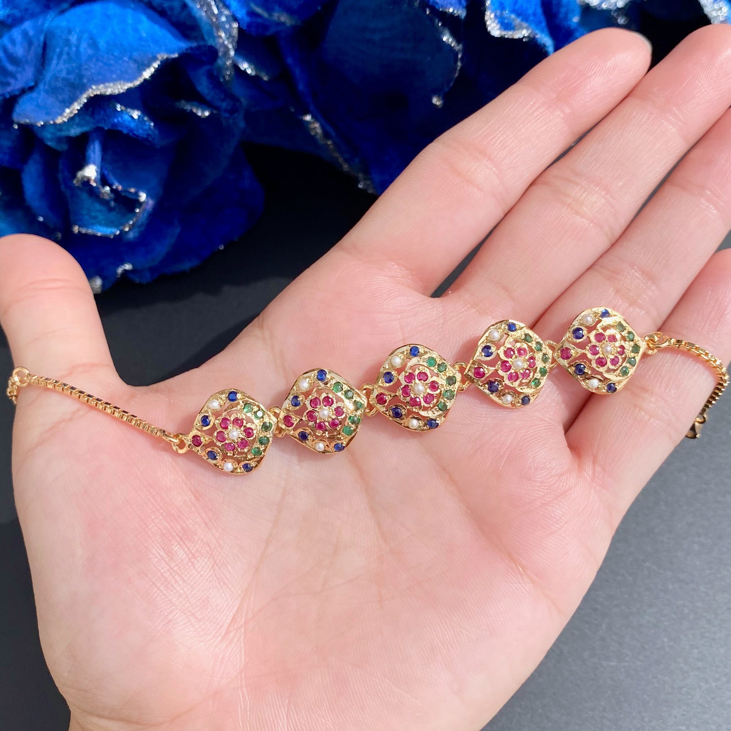 minimal-jadau-bracelet.jpg