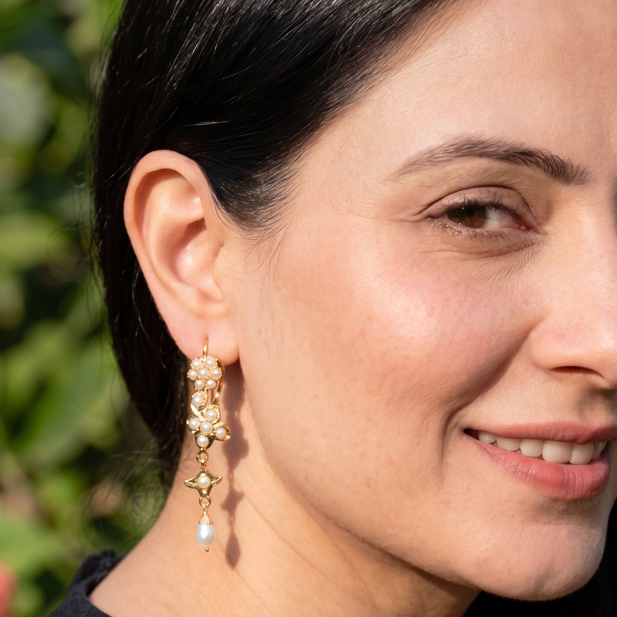 Minimal Pearl Floral Drop Earrings ER 784