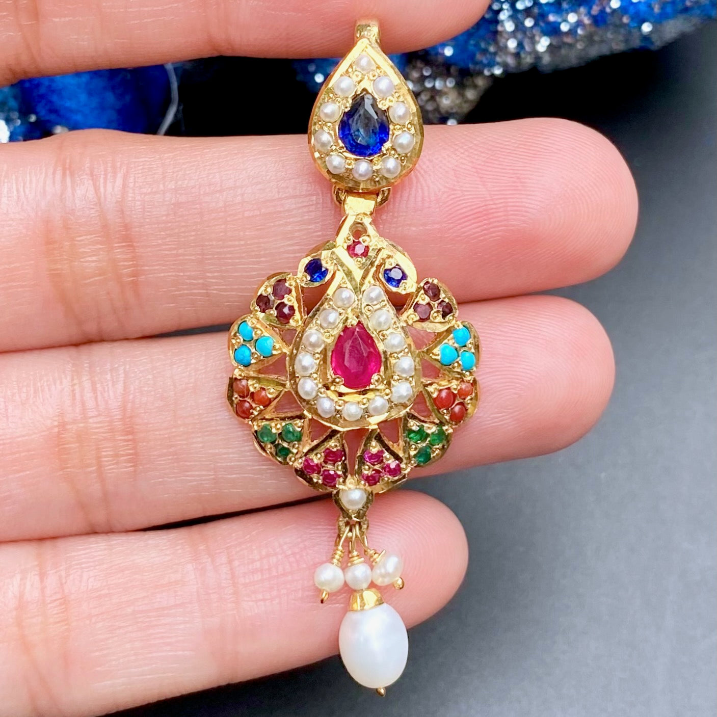 navratna pendant set gold polished
