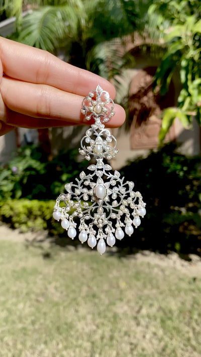 chandelier pearl earrings i silver