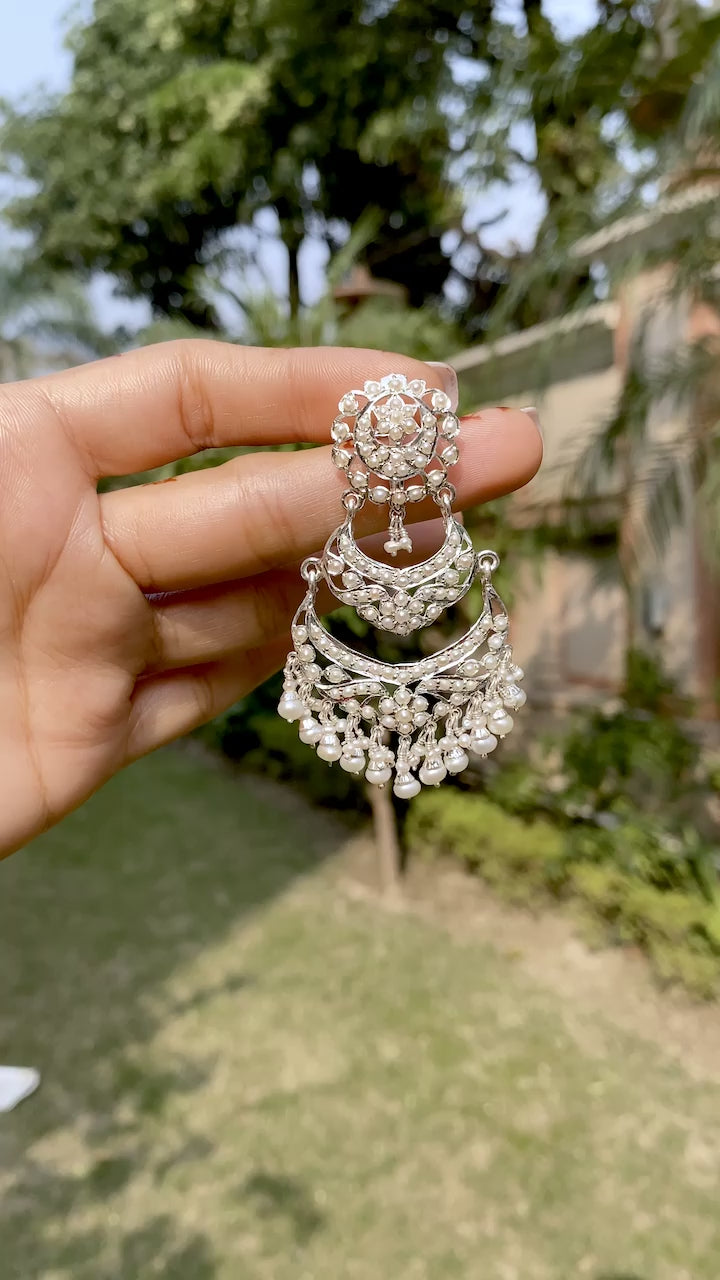 Dp from back side #earrings #girlsdp #hairstyle | Earrings, Diamond earrings,  Girls dp